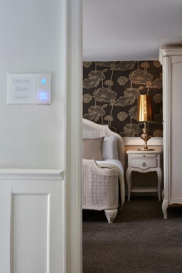 Junior Suite,1437115156:JPEG