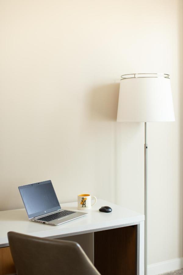 Classic King Room,1448451841:JPEG