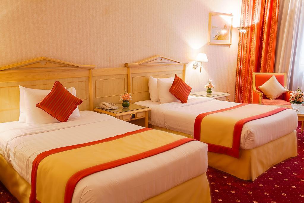 Standard Twin Room,221492585:JPEG