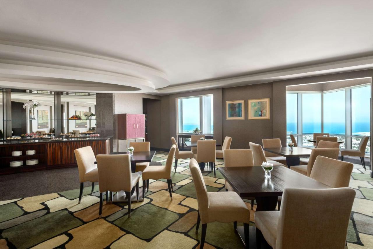 Horizon Premier Room  - Lounge Access Including Afternoon Tea, All Day Soft Beverages, Evening Sundowners & Canapes