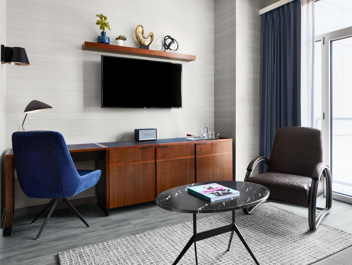 Manhattan One-Bedroom King Suite