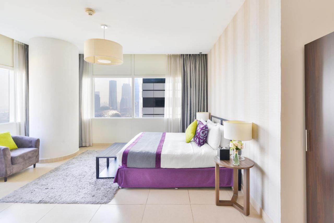 One Bedroom Deluxe Apartment