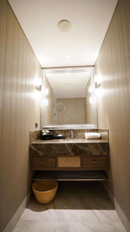 Premium Queen Room