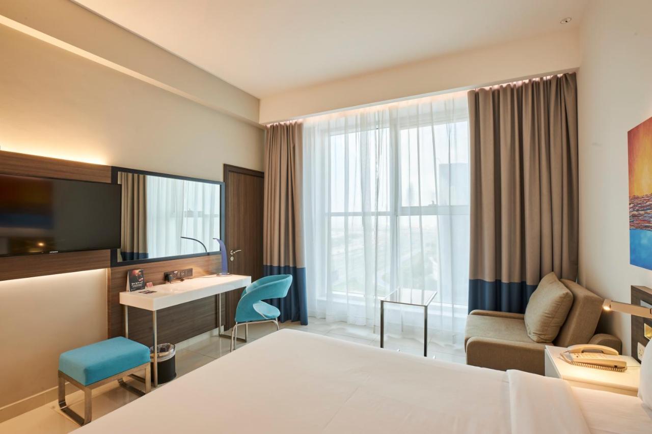 Double Room - includes 20% off Food & Beverage (excluding in-room dinning)