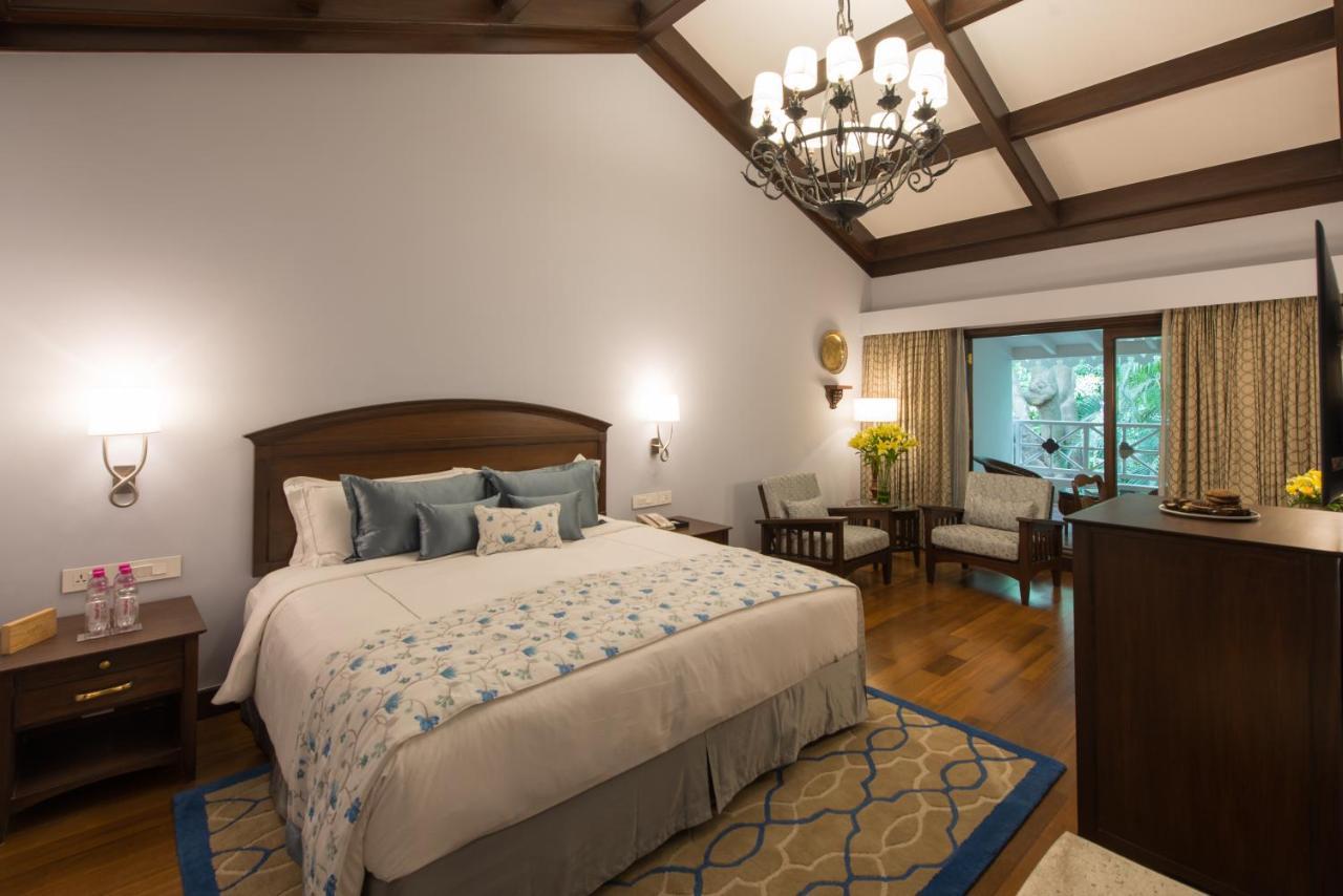 Luxury Suite One Bedroom Garden View King Bed