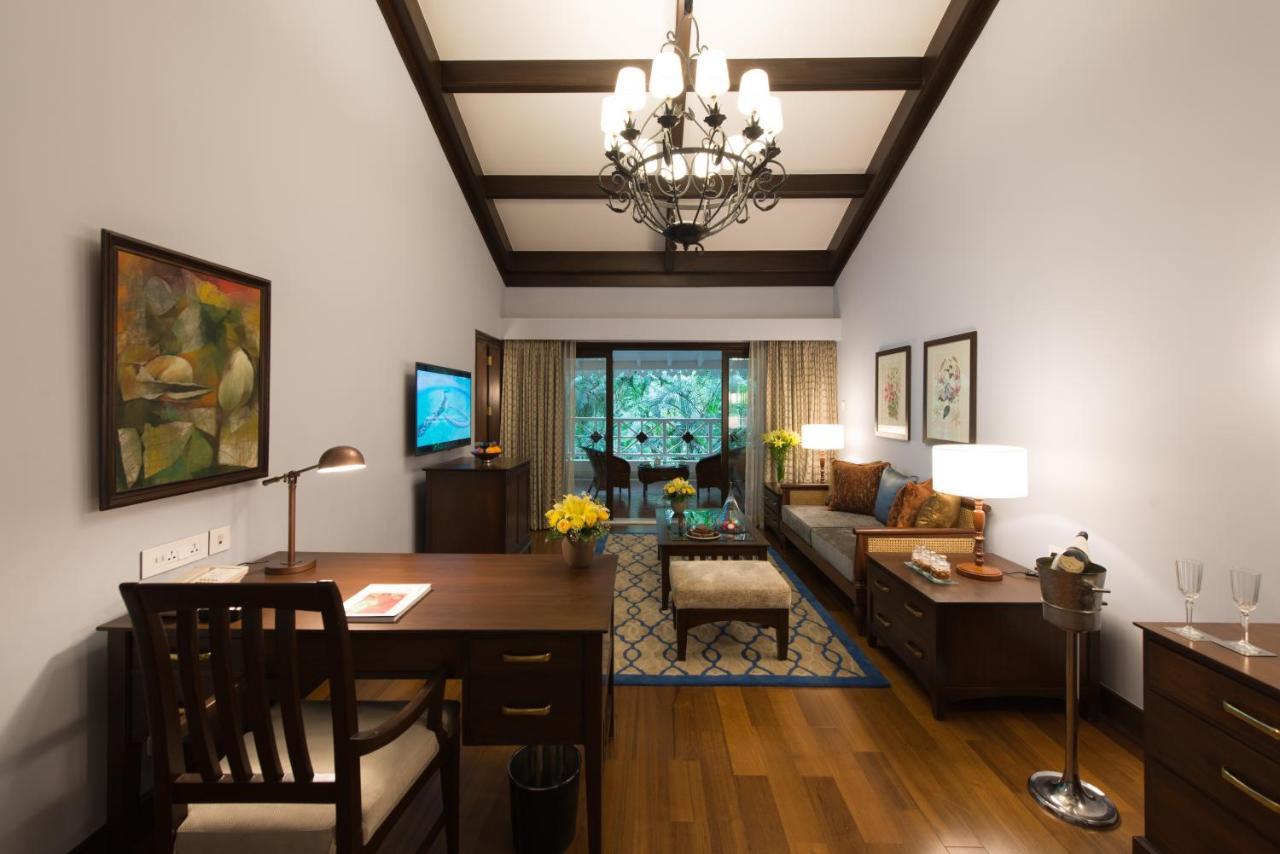 Luxury Suite One Bedroom Garden View King Bed