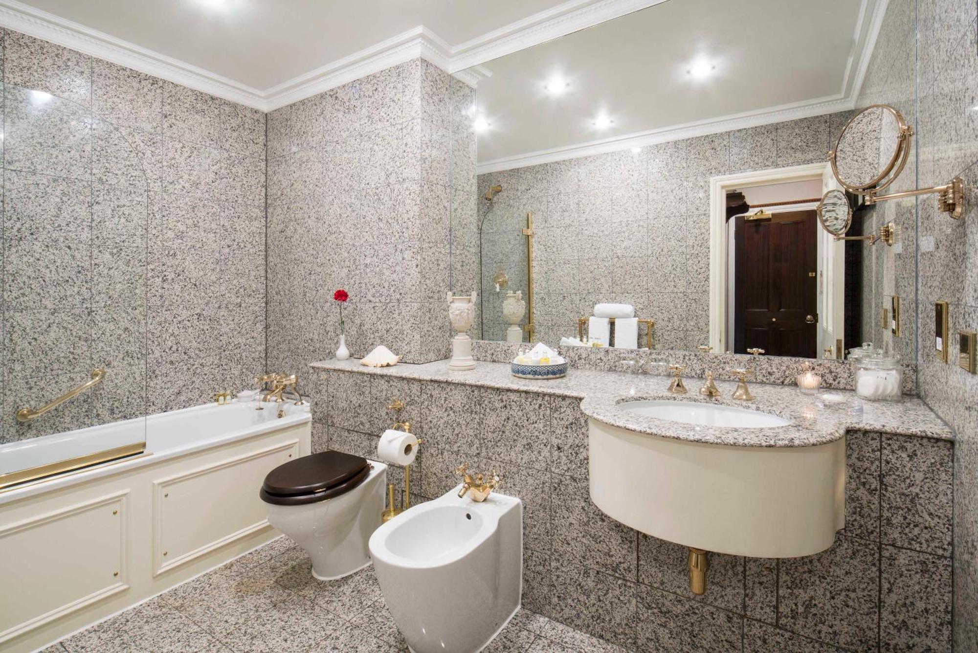 Studio Suite,1595396589:JPEG