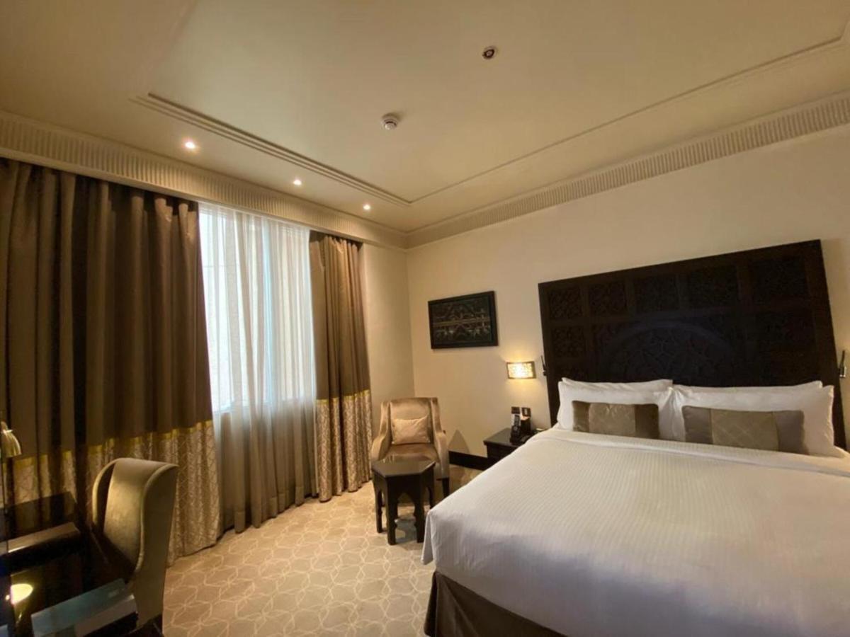 Deluxe King Room,1233553217:JPEG