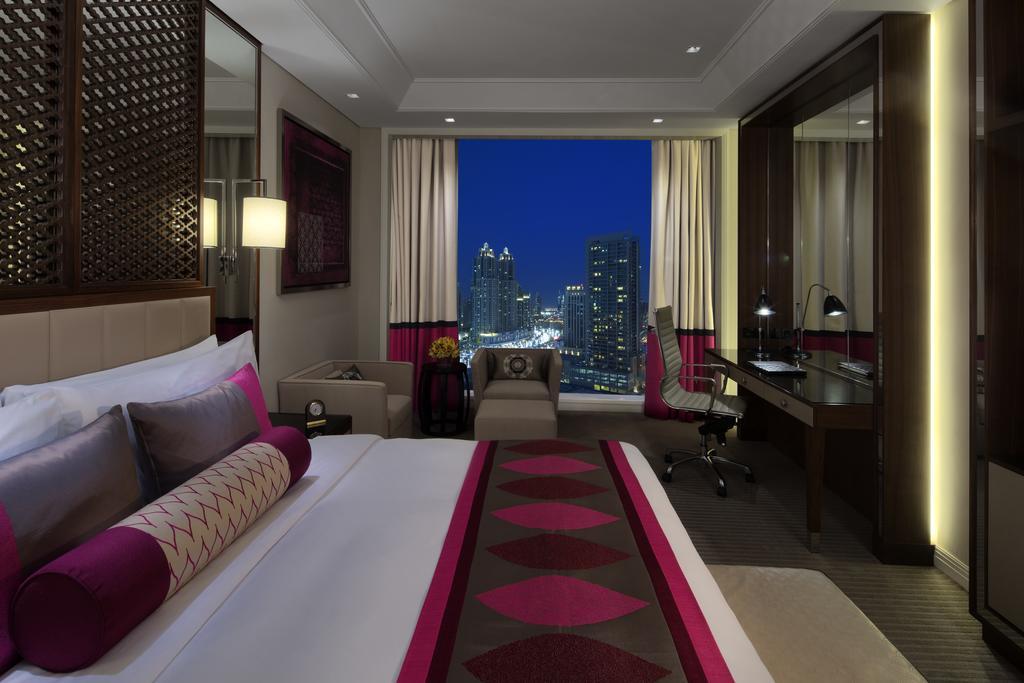 Luxury King Room with City View - Staycation Offer - 50% discount on F&B, spa & laundry, early check-in & late check-out