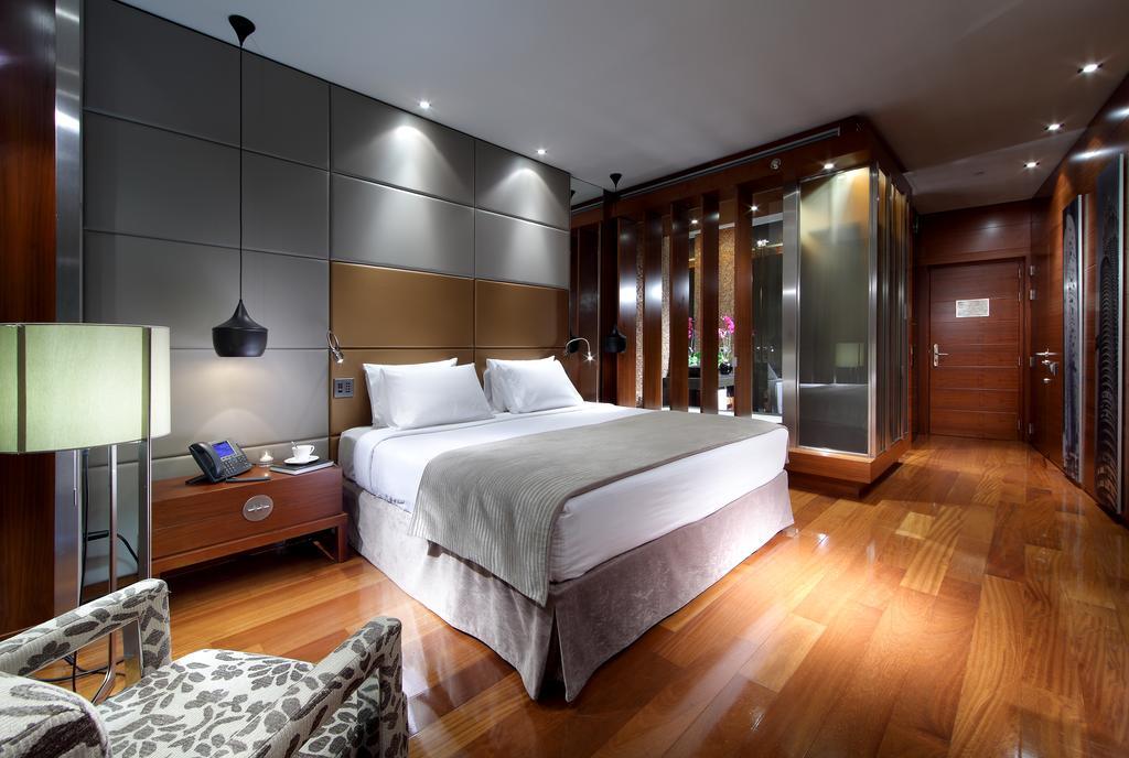 Superior Double Room with Extra Bed