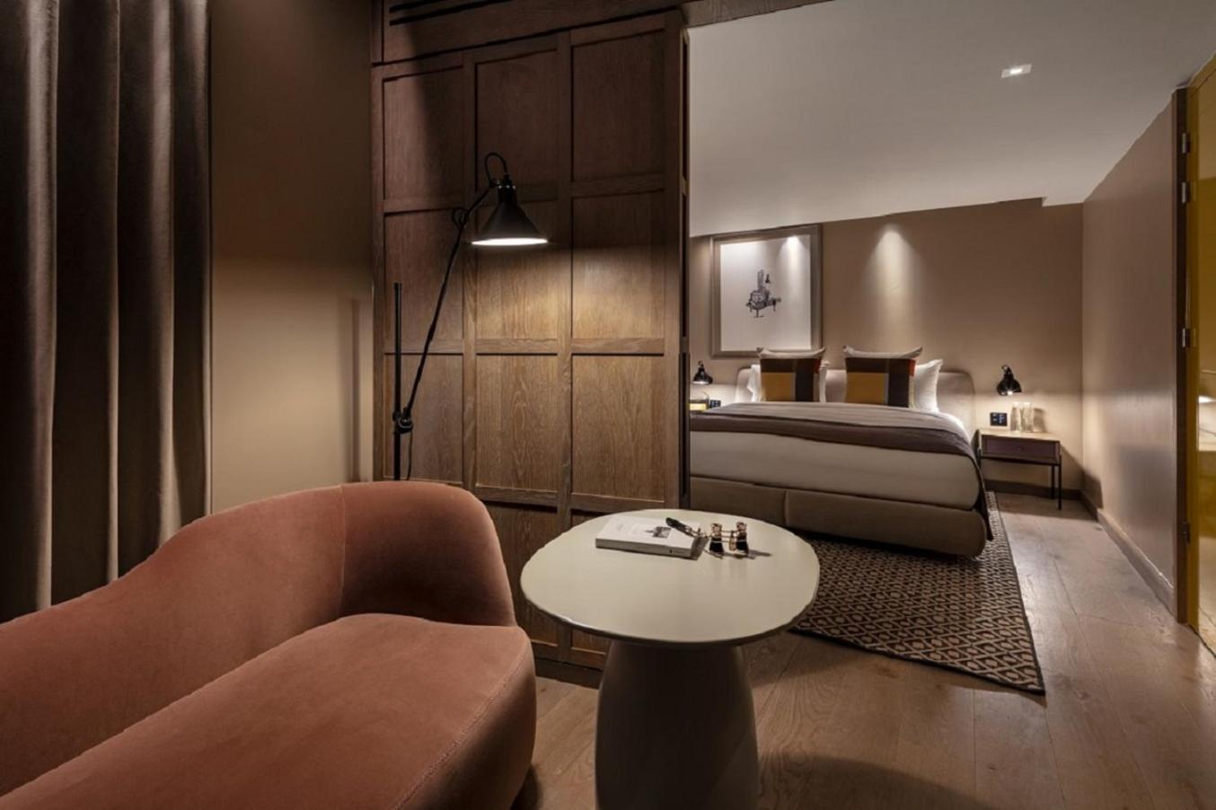 Junior Suite,1295369611:JPEG