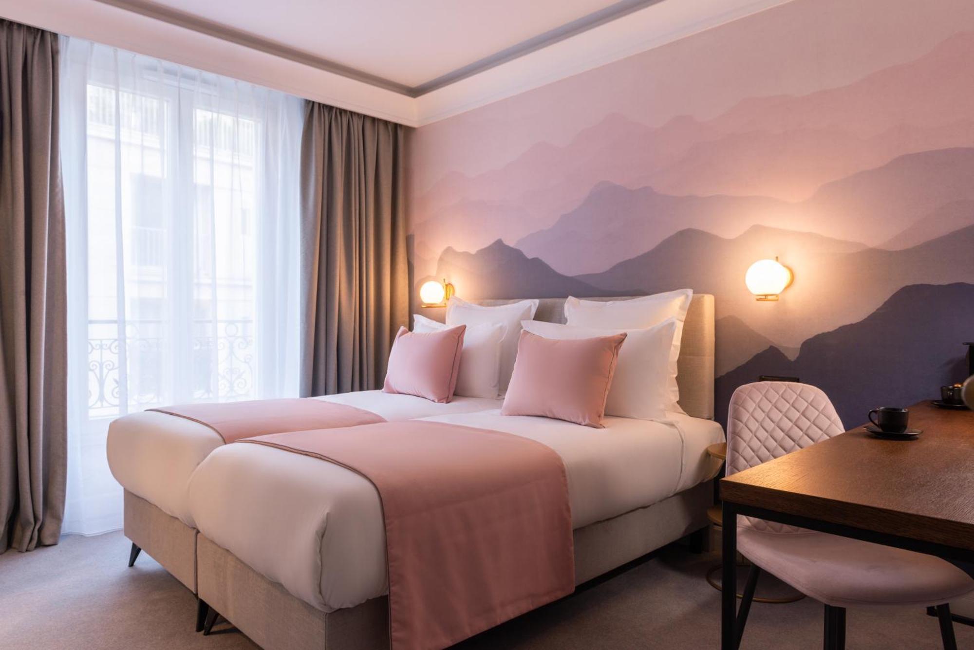 Twin Room with Balcony