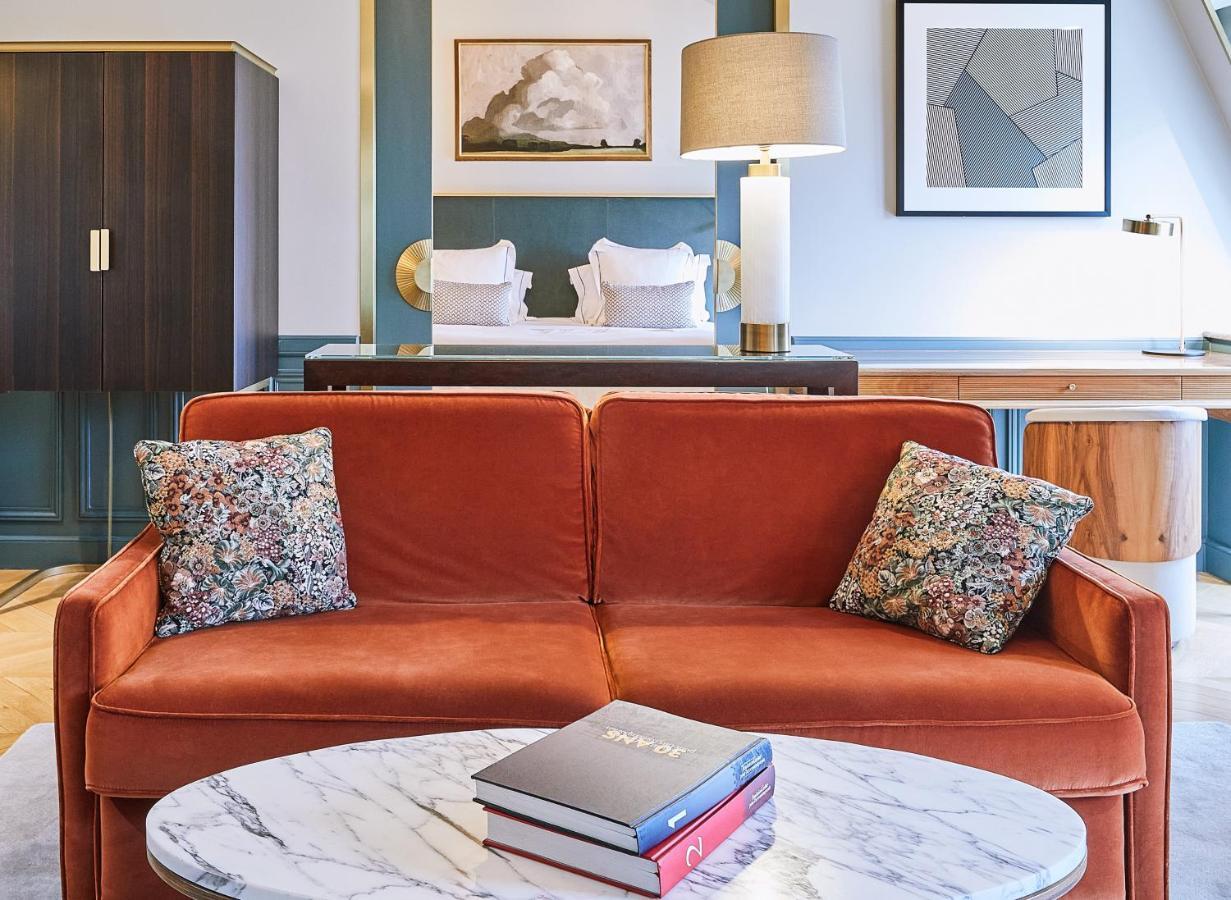 Two-bedroom Suite Eiffel Tower View