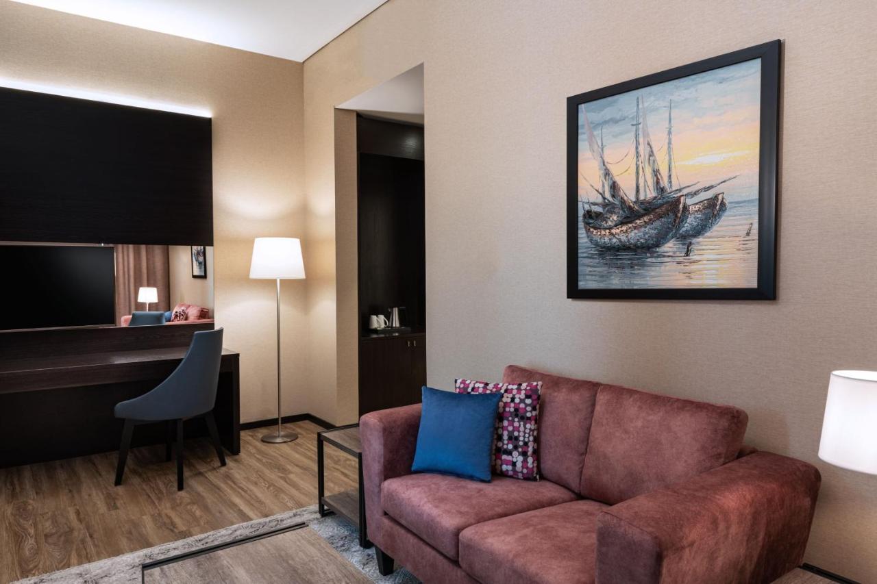 Junior King Suite