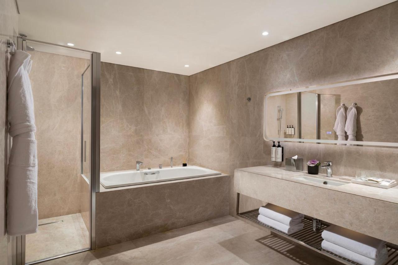Bridge Suite