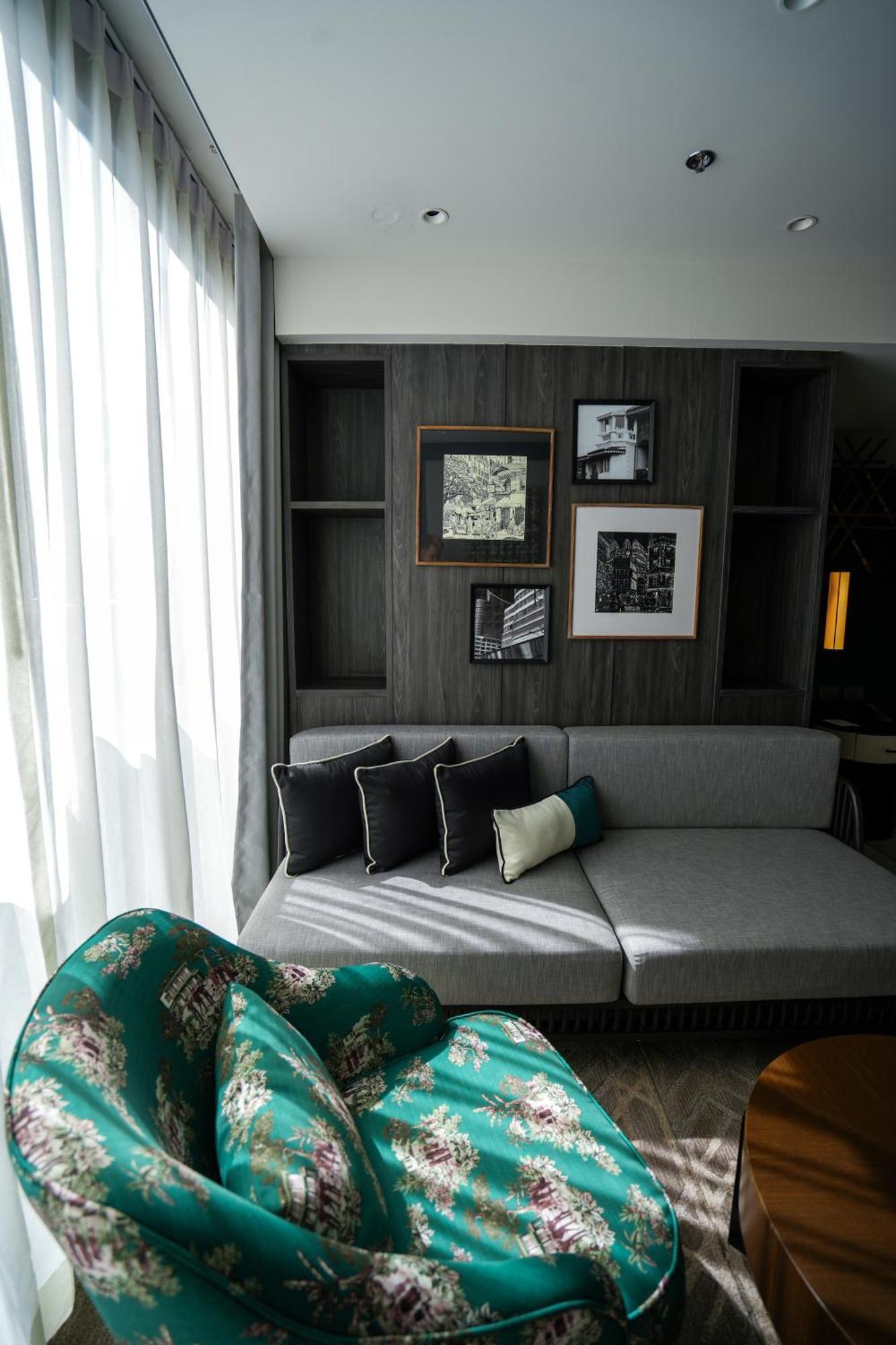 Emerald King Studio Suite (Free Club Benefits)
