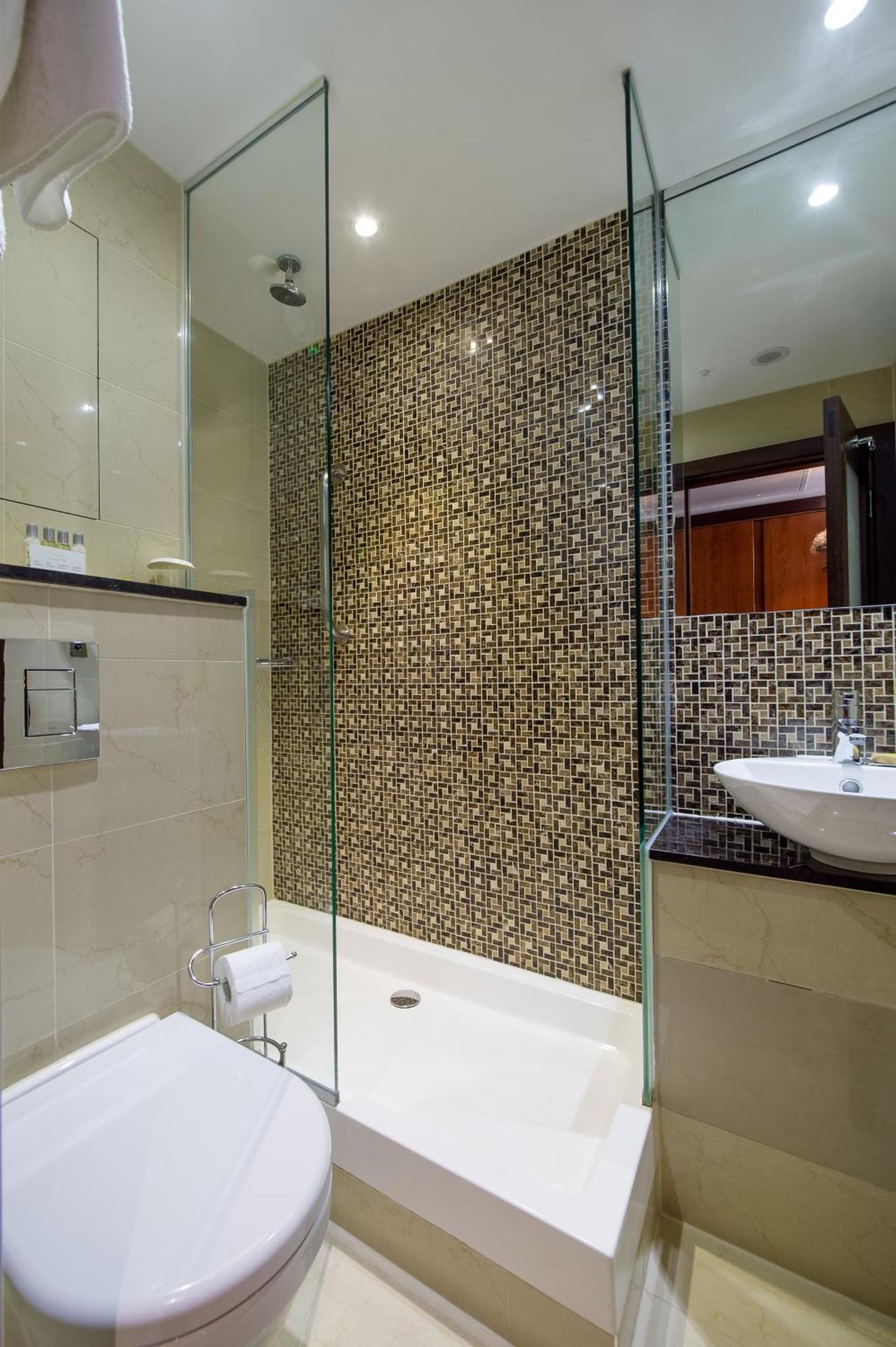 King Guest Room,1516430221:JPEG