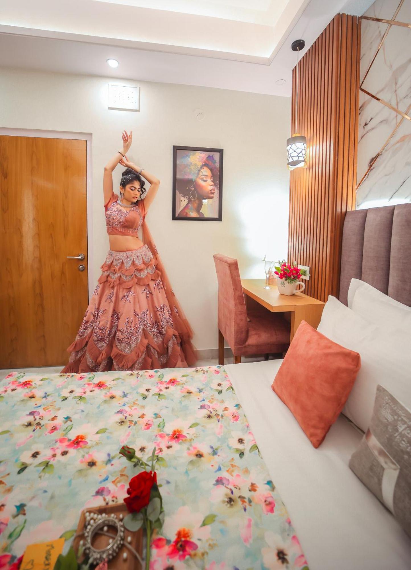 Premium Room European Style Décor City View Non Smoking Enjoy on F&B Spa car Hire Complimentary Welcome Drink & Hi-Tea on Candlelight & Room Decoration