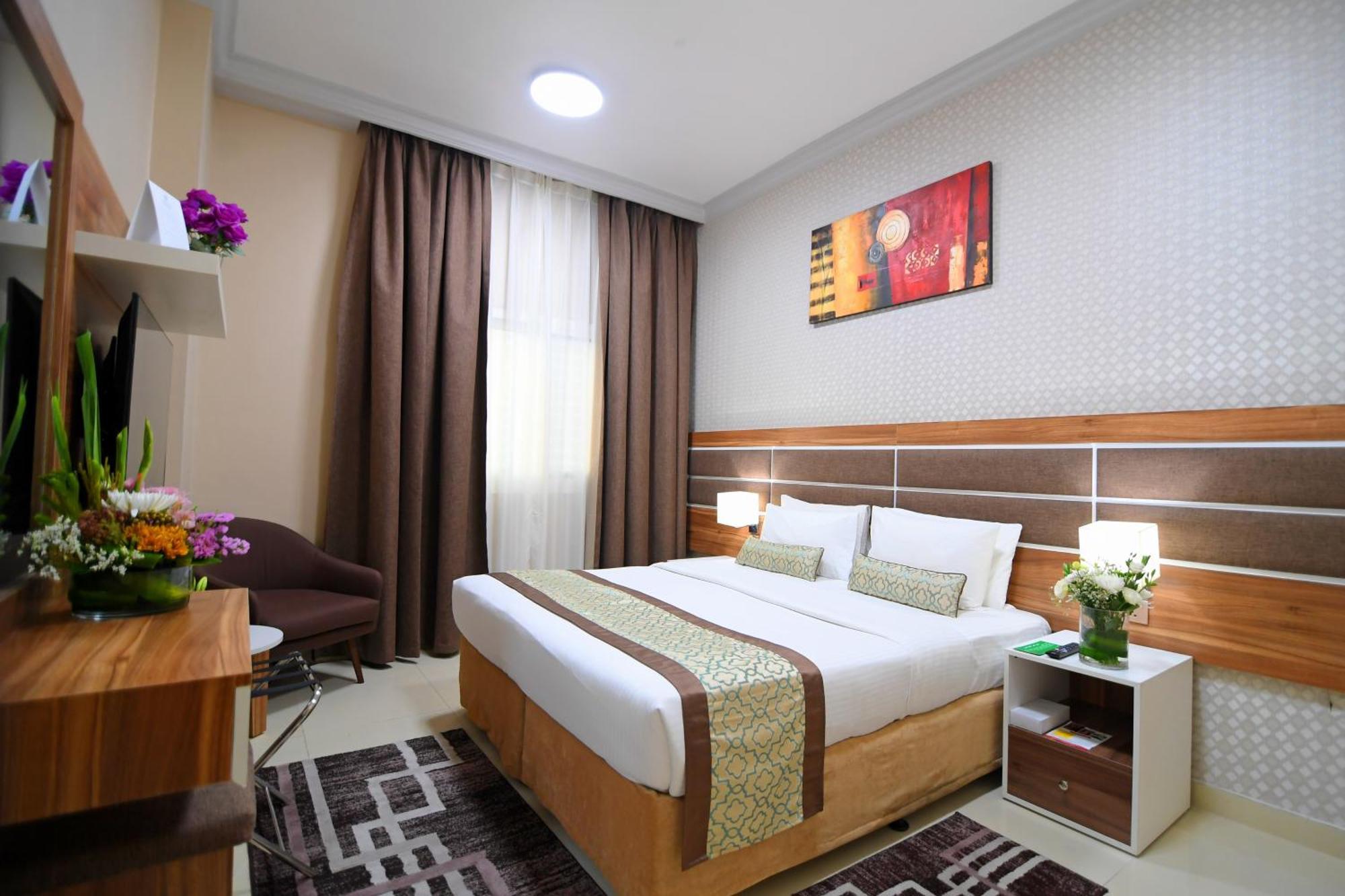 VIP One-Bedroom Apartment,1294445776:JPEG