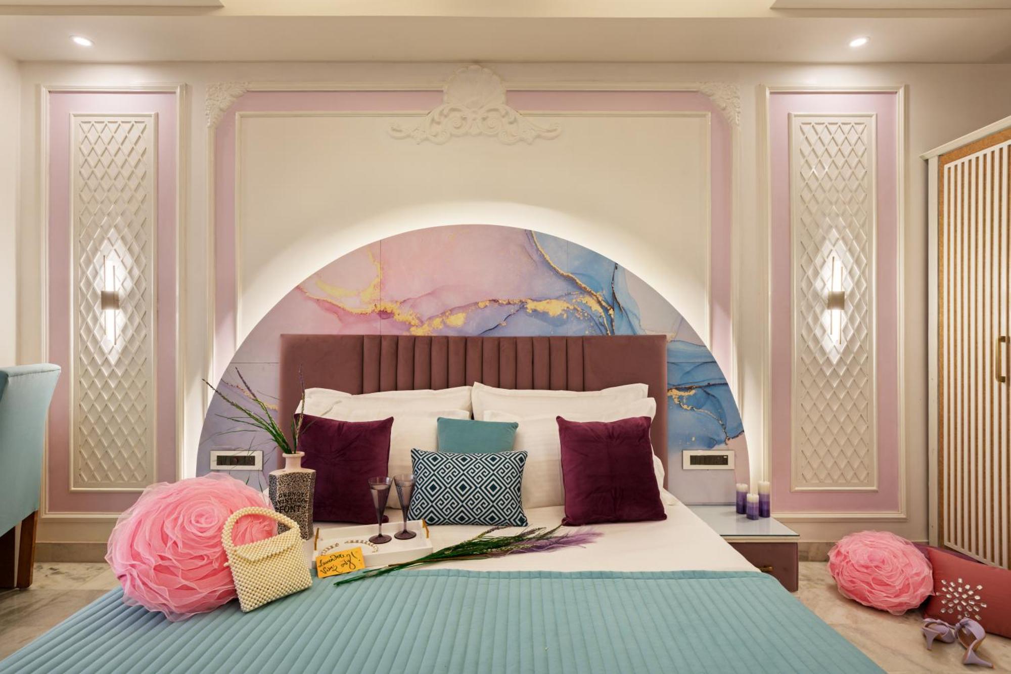 Lavender Theme Neo modern Room Designer Bed Extra Bed Non Smoking Enjoy on F&B Spa car Hire Complimentary Welcome Drink & Hi-Tea on Candlelight & Room Decoration
