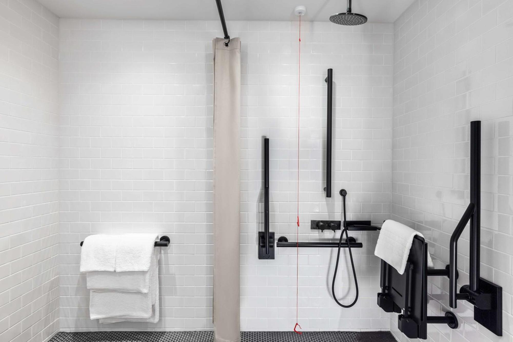 King Room - Mobility Accessible,1548270175:JPEG