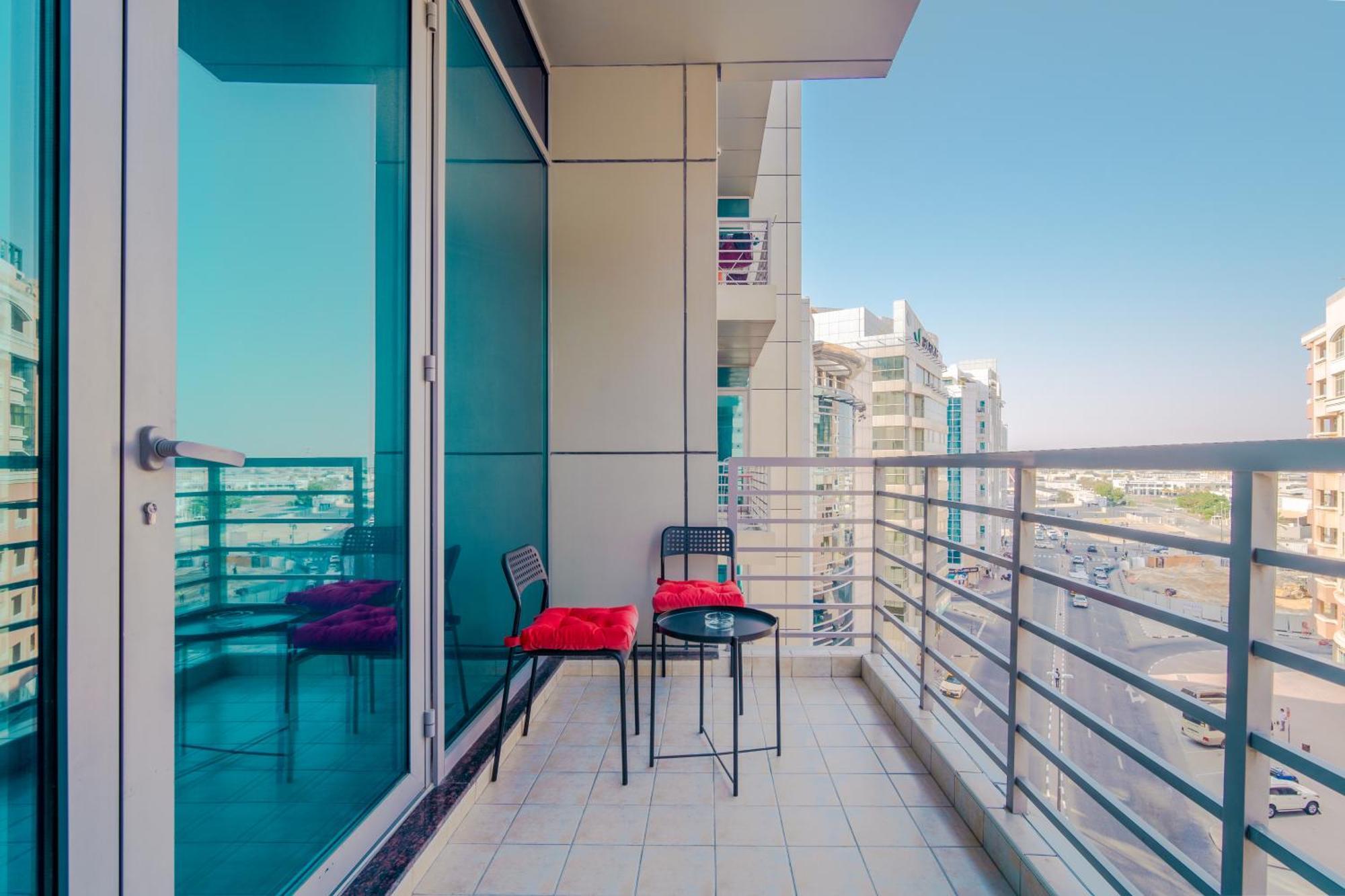 Deluxe Two Bedroom Apartment with Balcony