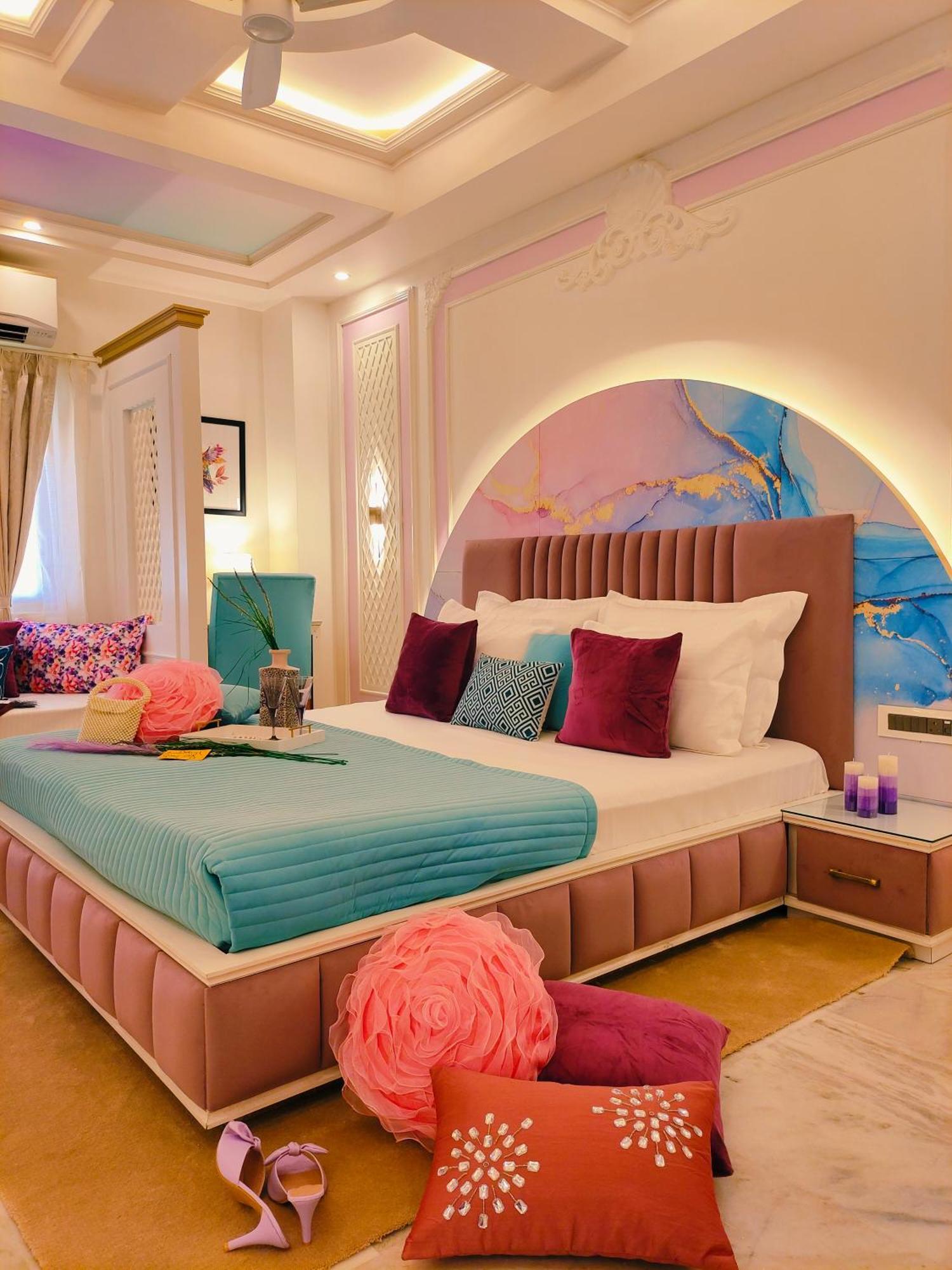 Lavender Theme Neo modern Room Designer Bed Extra Bed Non Smoking Enjoy on F&B Spa car Hire Complimentary Welcome Drink & Hi-Tea on Candlelight & Room Decoration