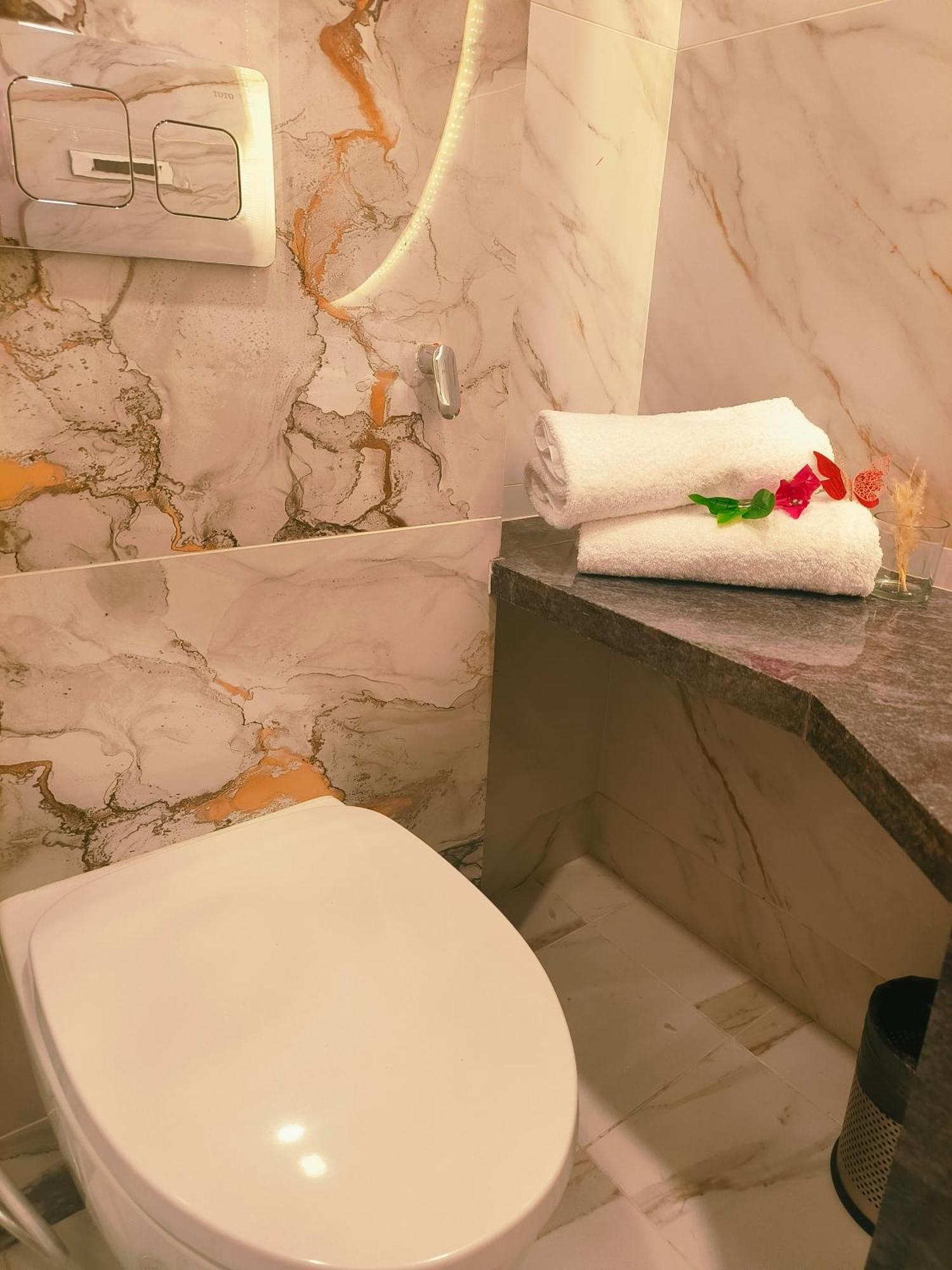 Premium Room European Style Décor City View Non Smoking Enjoy on F&B Spa car Hire Complimentary Welcome Drink & Hi-Tea on Candlelight & Room Decoration