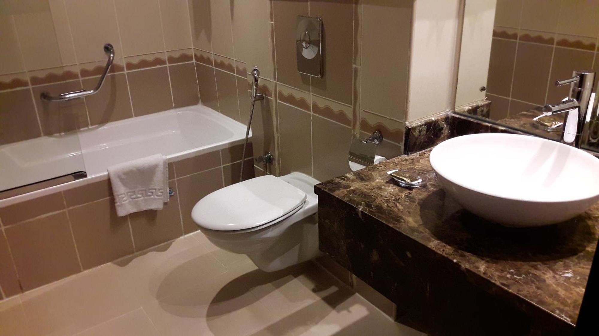 Junior Suite,1212278725:JPEG