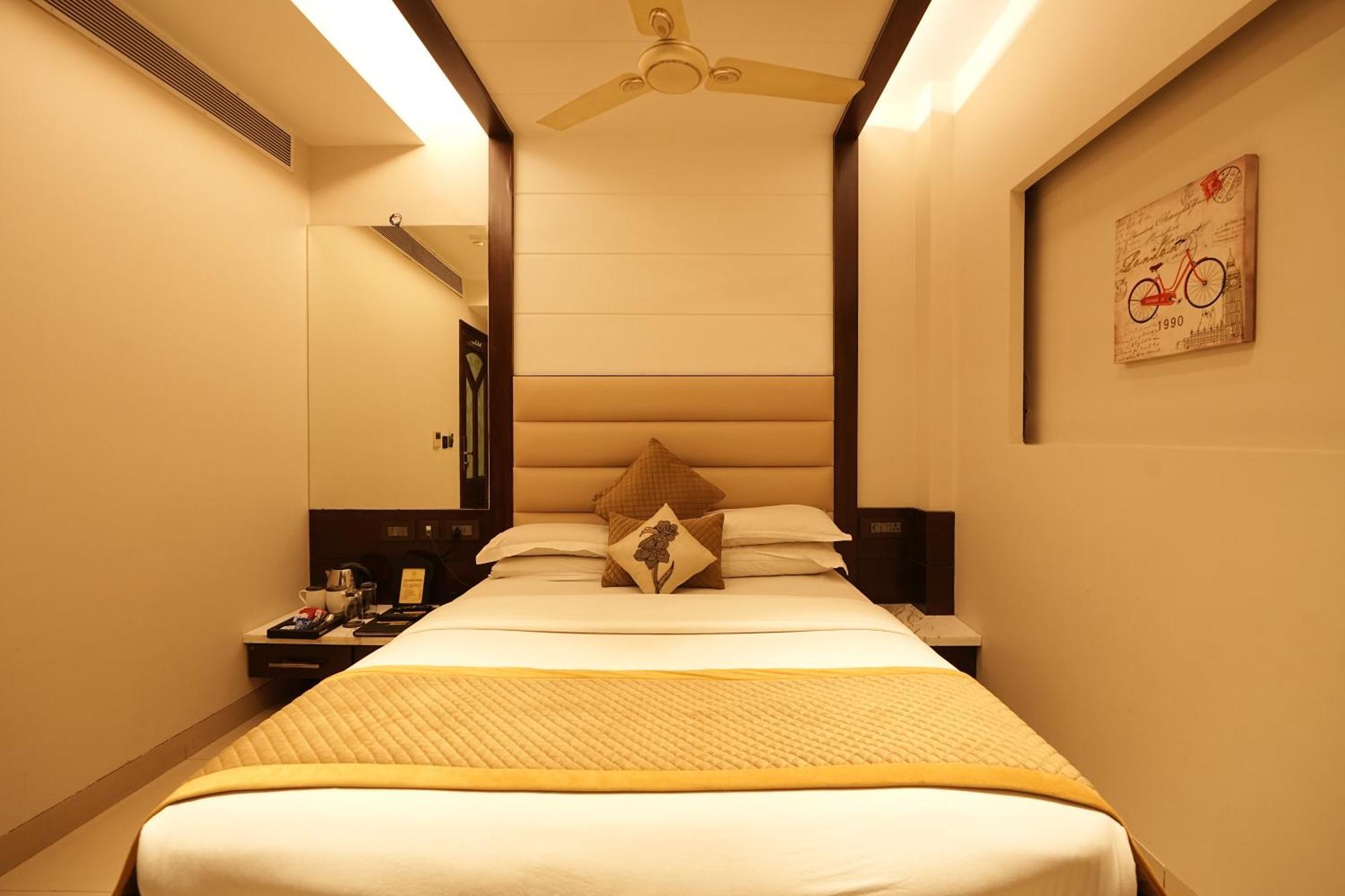 Premium King Room