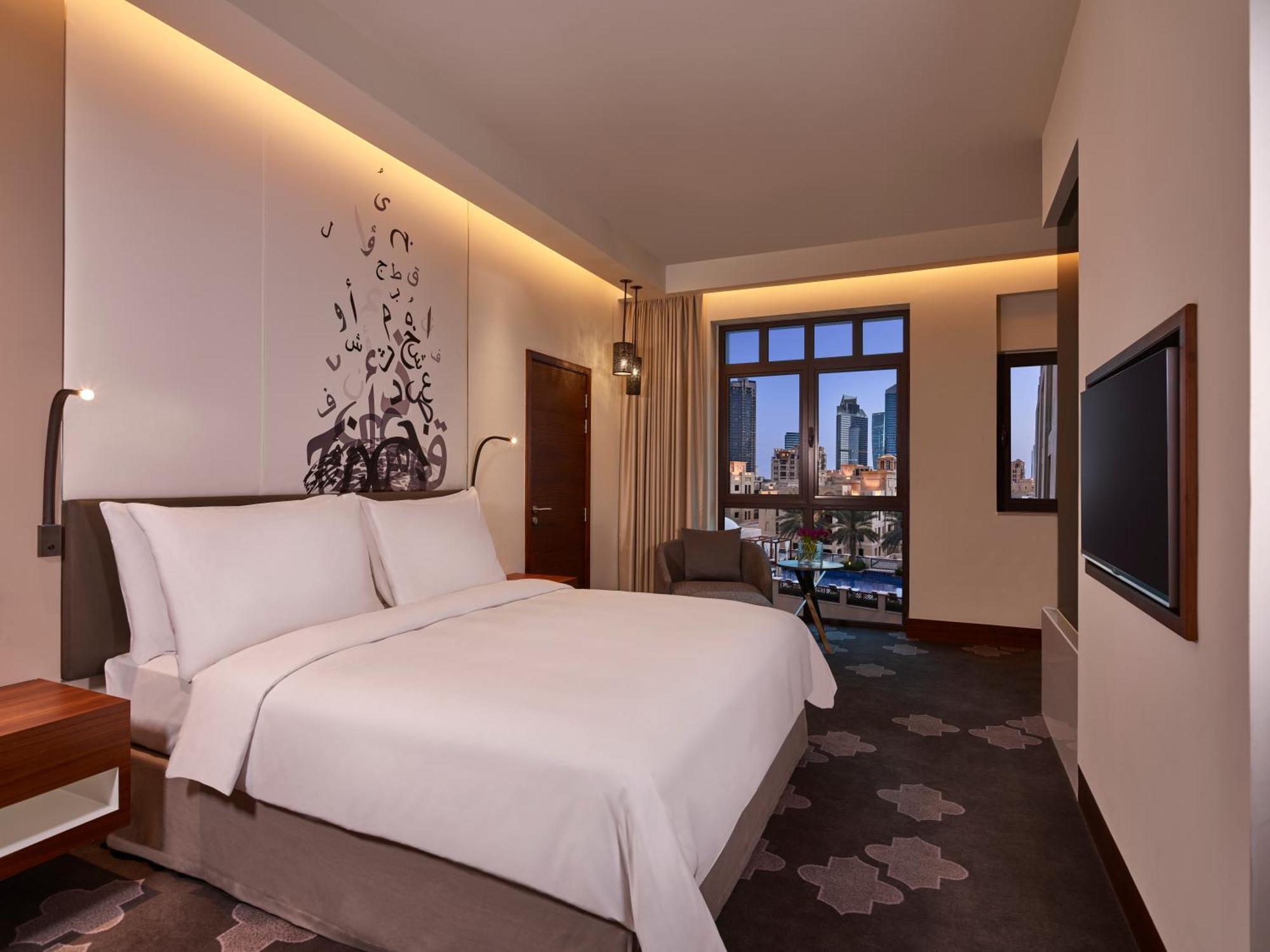 Deluxe King Room with Pool View