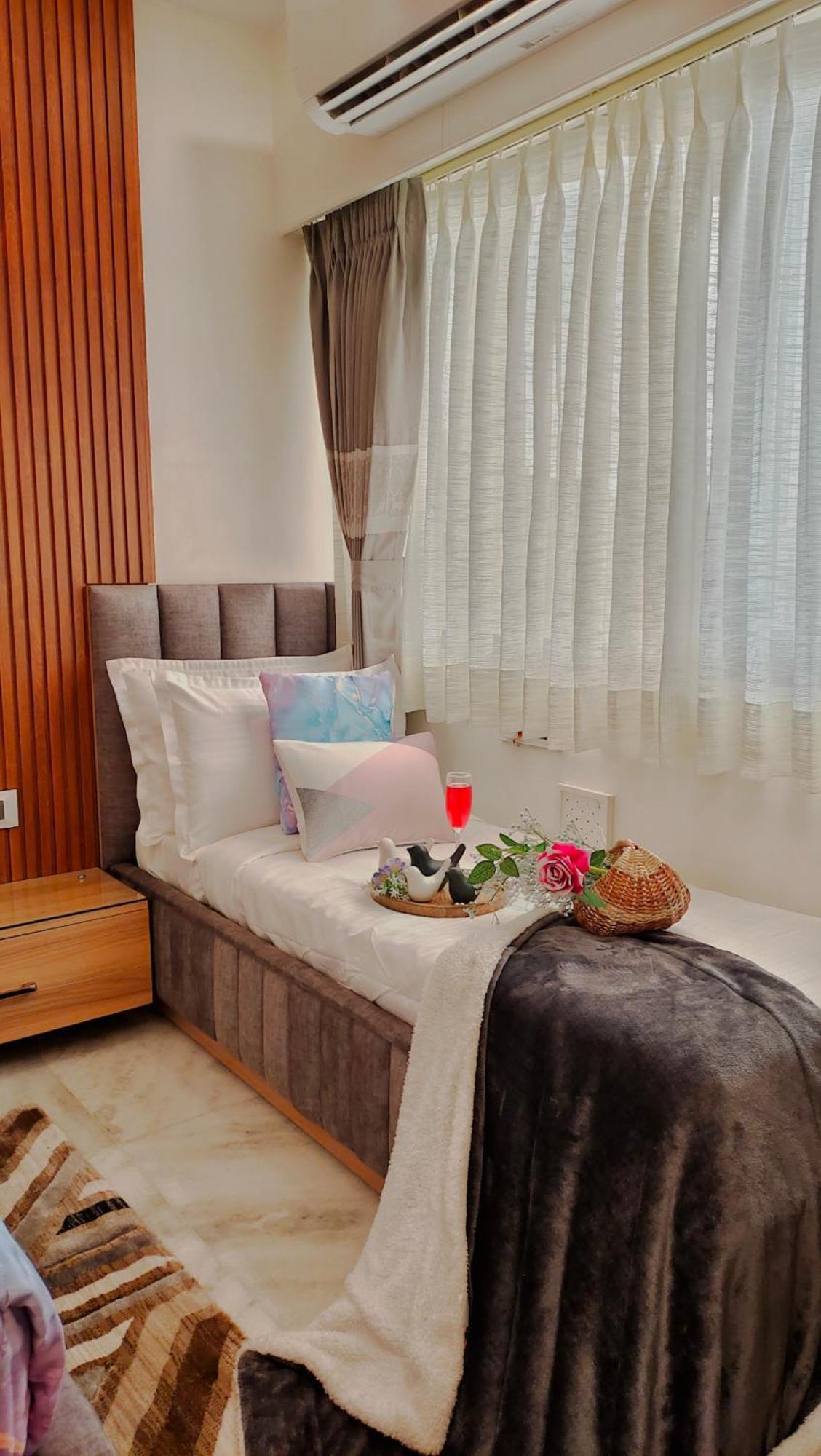 Premier Triple Room Daybed Non Smoking Enjoy on F&B Spa car Hire Complimentary Welcome Drink & Hi-Tea on Candlelight & Room Decoration
