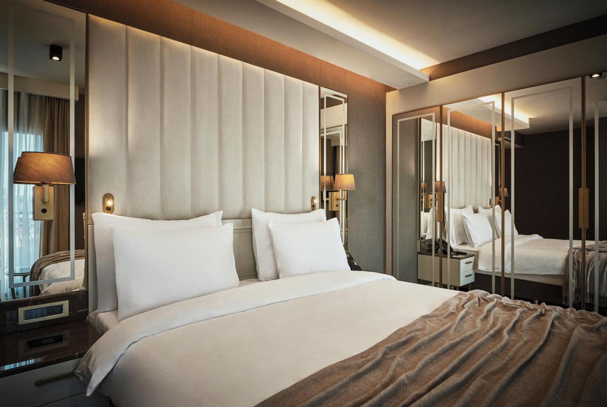 Superior Double or Twin Room with Sea View