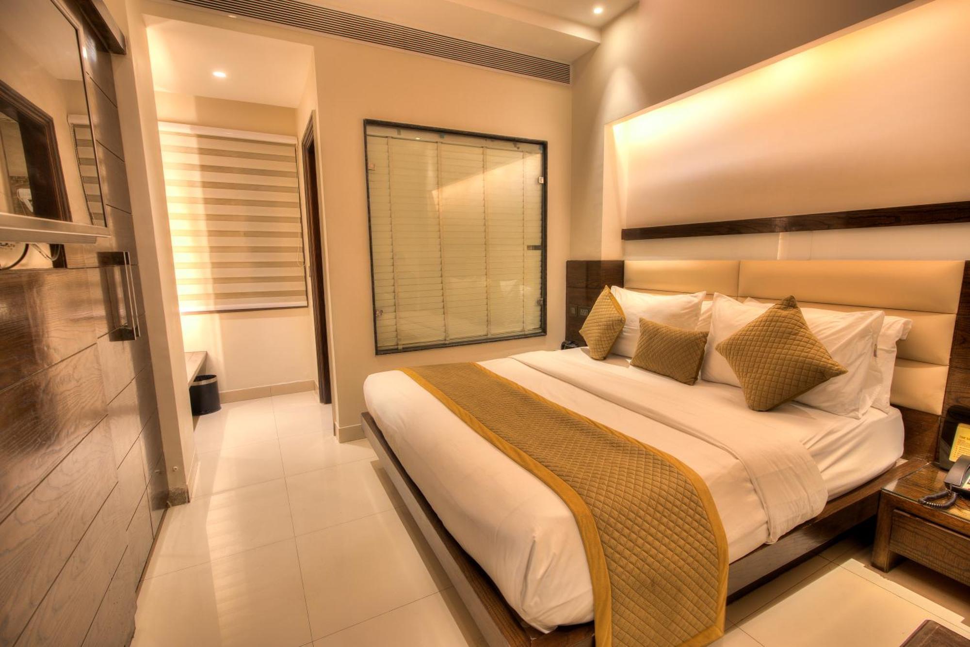 Superior King or Twin Room