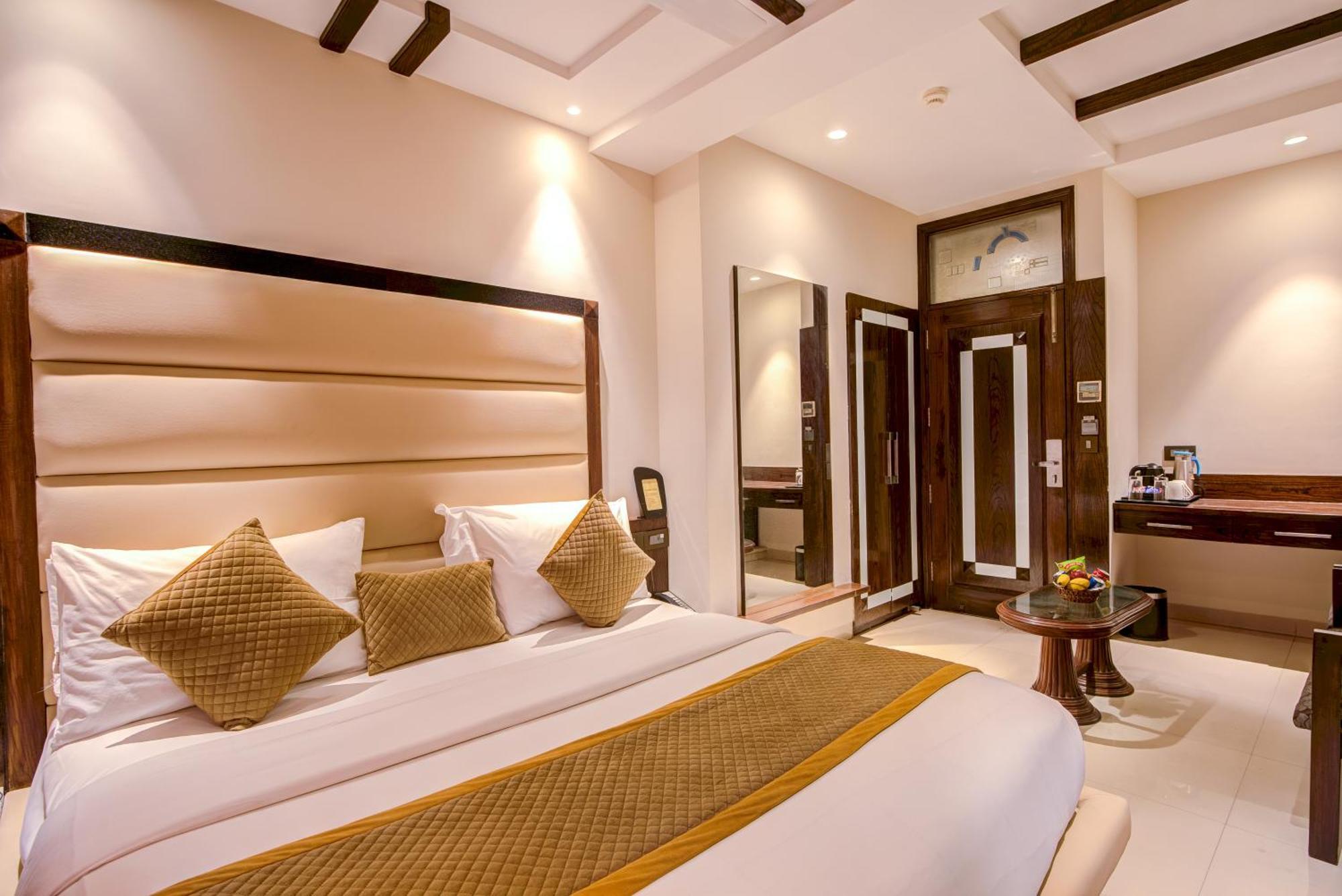 Superior King or Twin Room