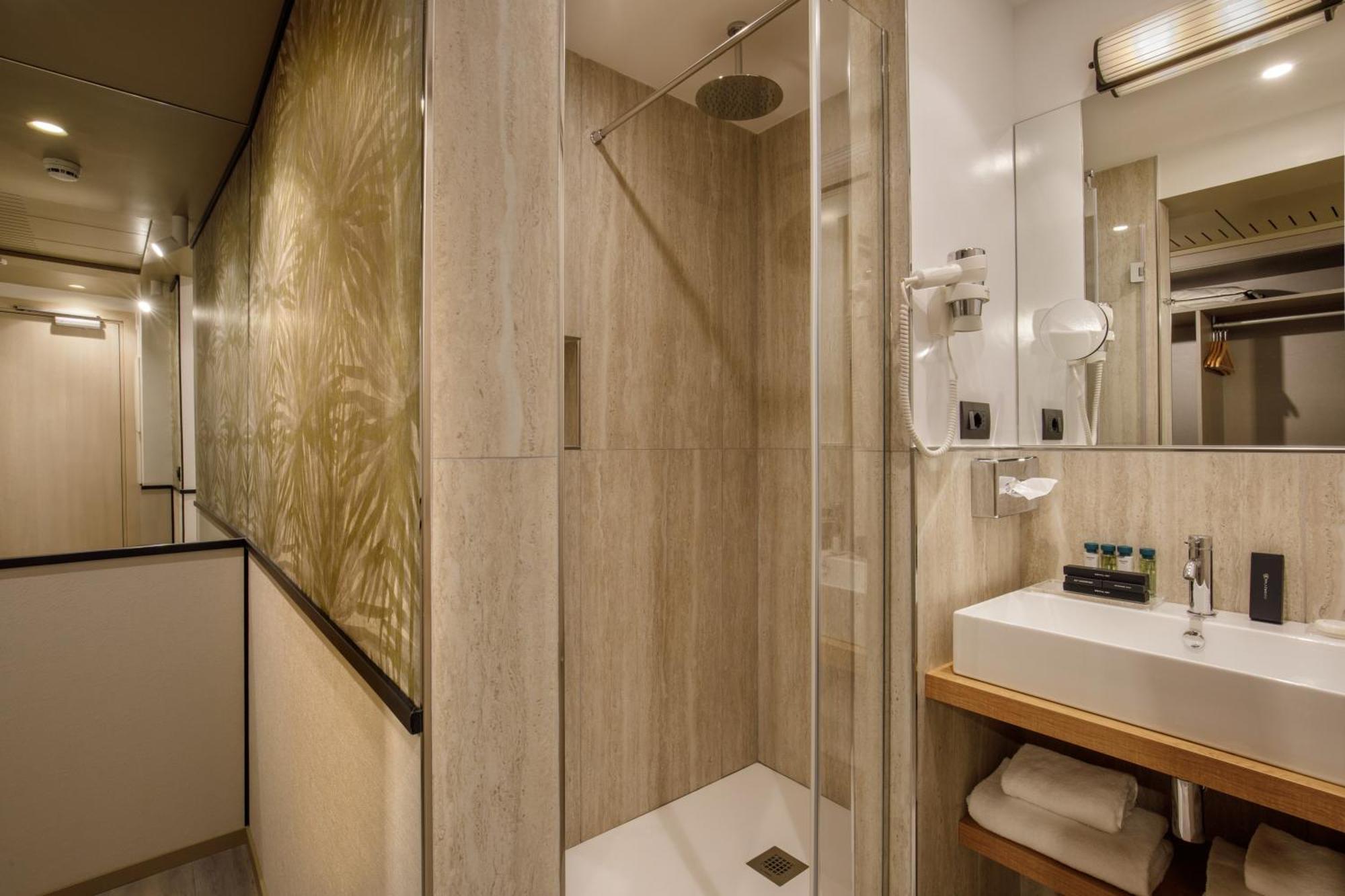 Superior Double Room,1619170117:JPEG