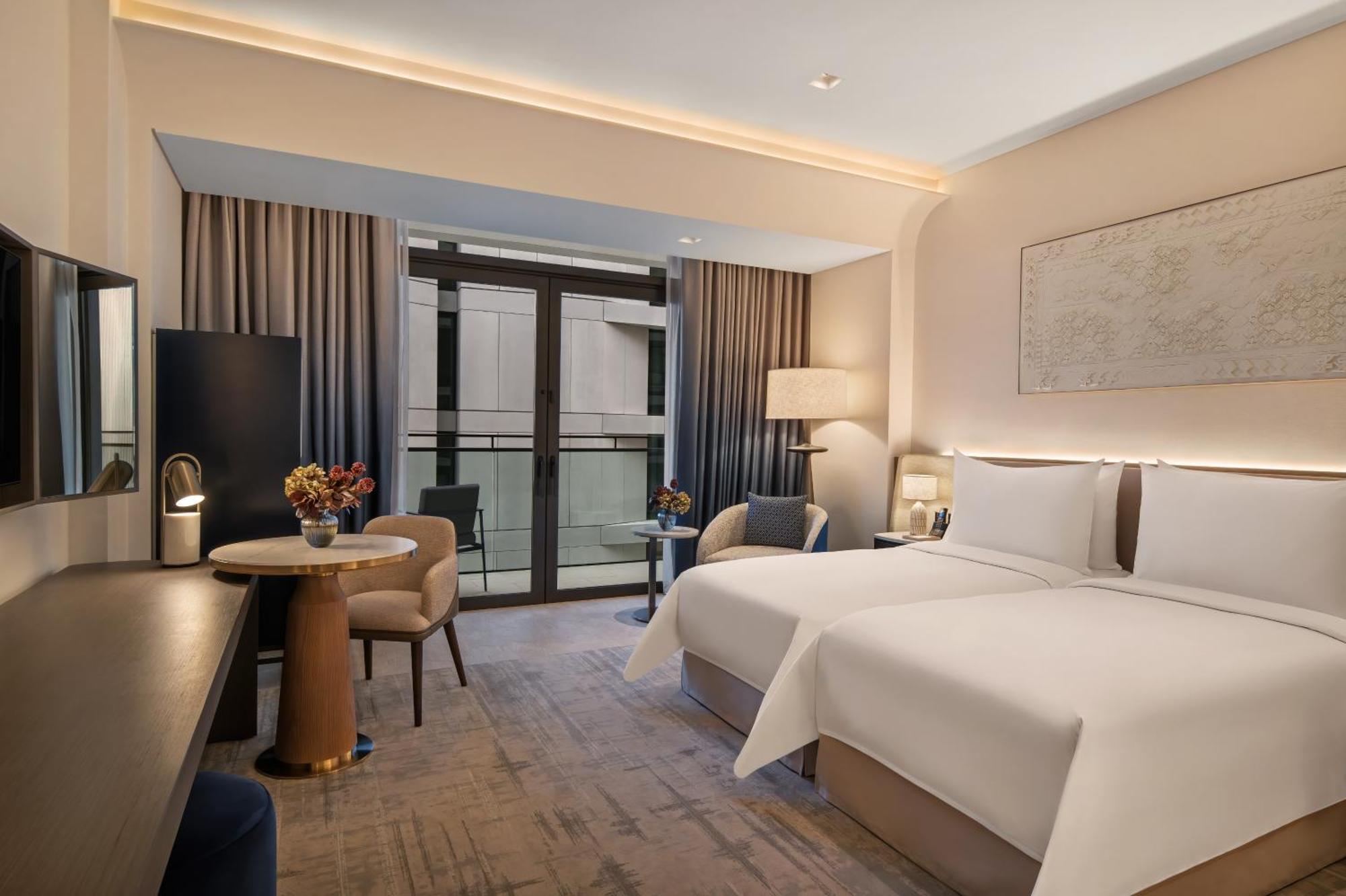Deluxe Room Twin - Complimentary Lagoon Access
