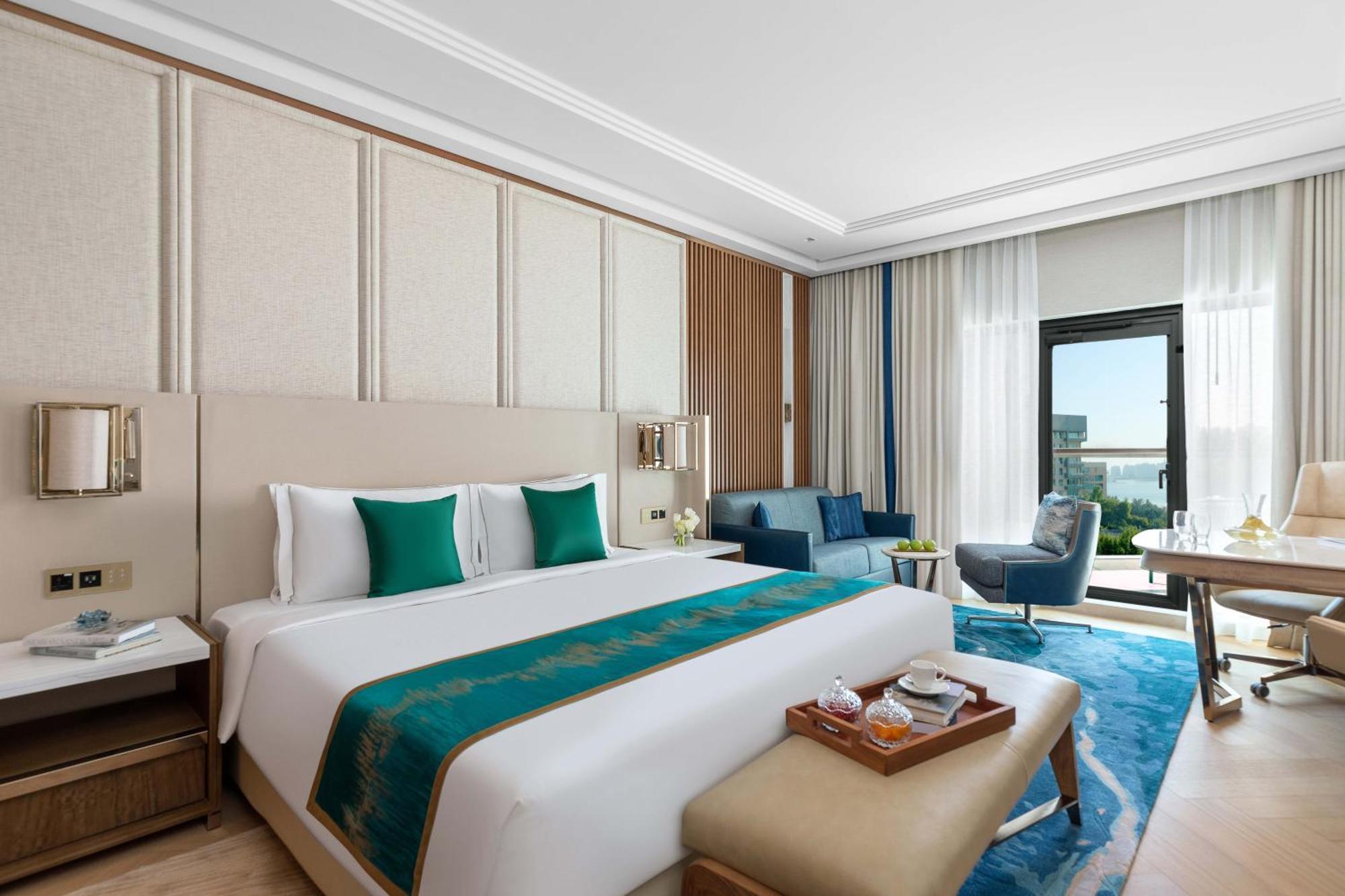 Luxury Sea View Room King Bed - UAE Residents Staycation Offer with breakfast, early check-in, late check-out and 30% disc on F&B, spa & laundry