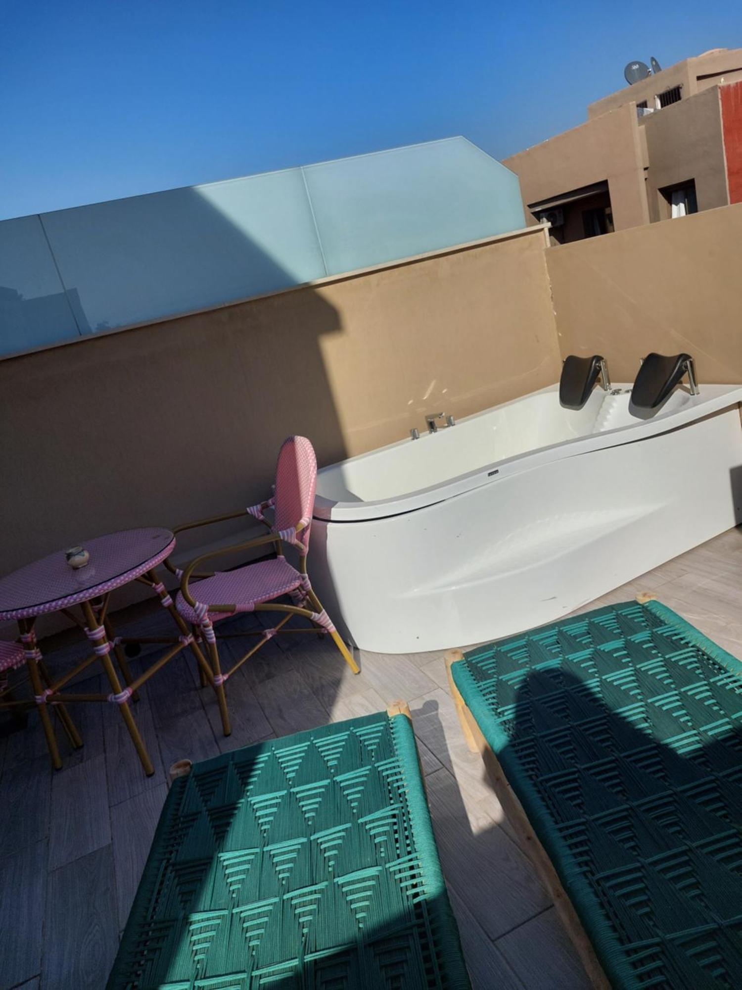 Deluxe Double Room with Balcony,1638678371:JPEG