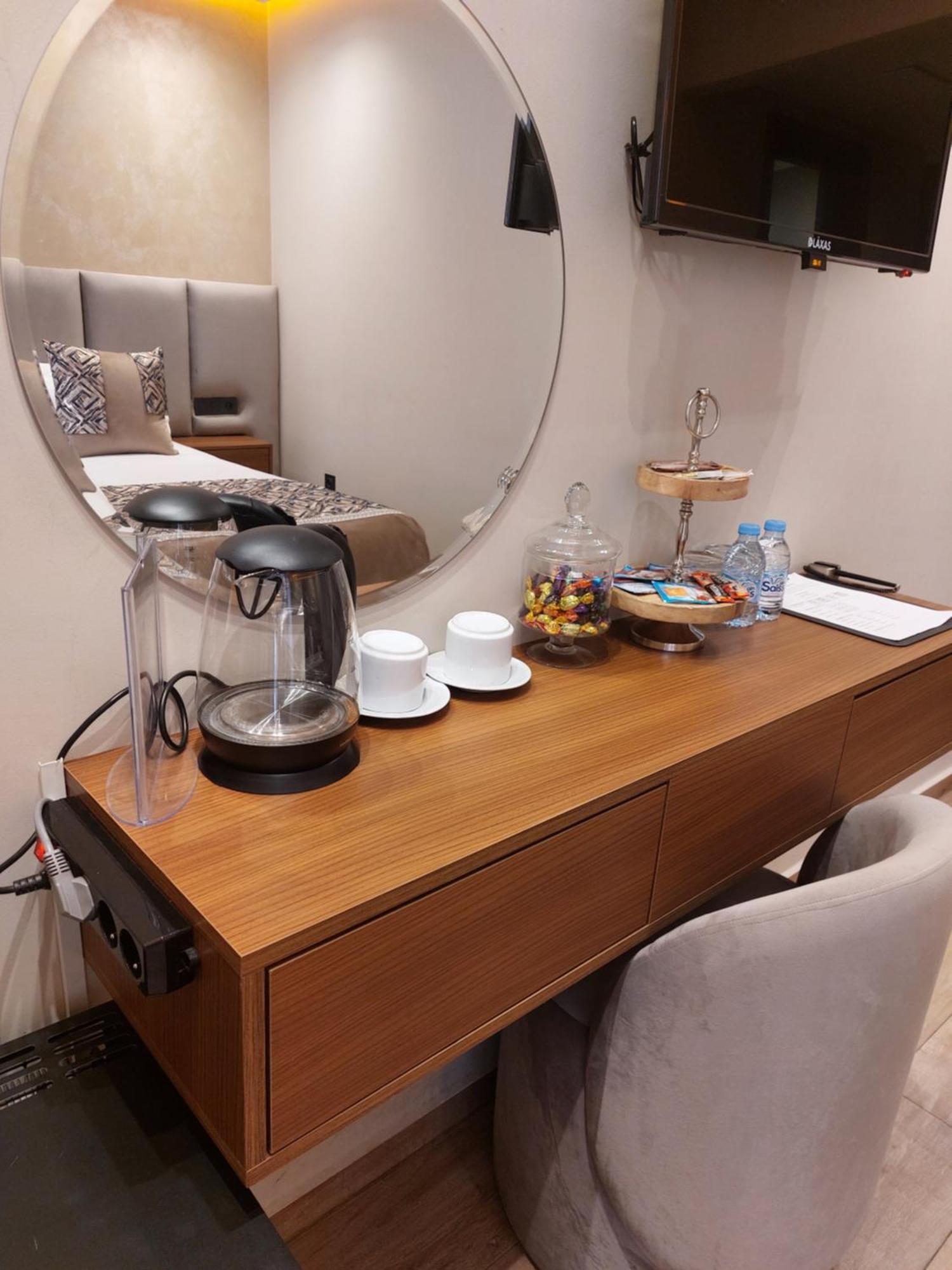 Double Room,1639464505:JPEG