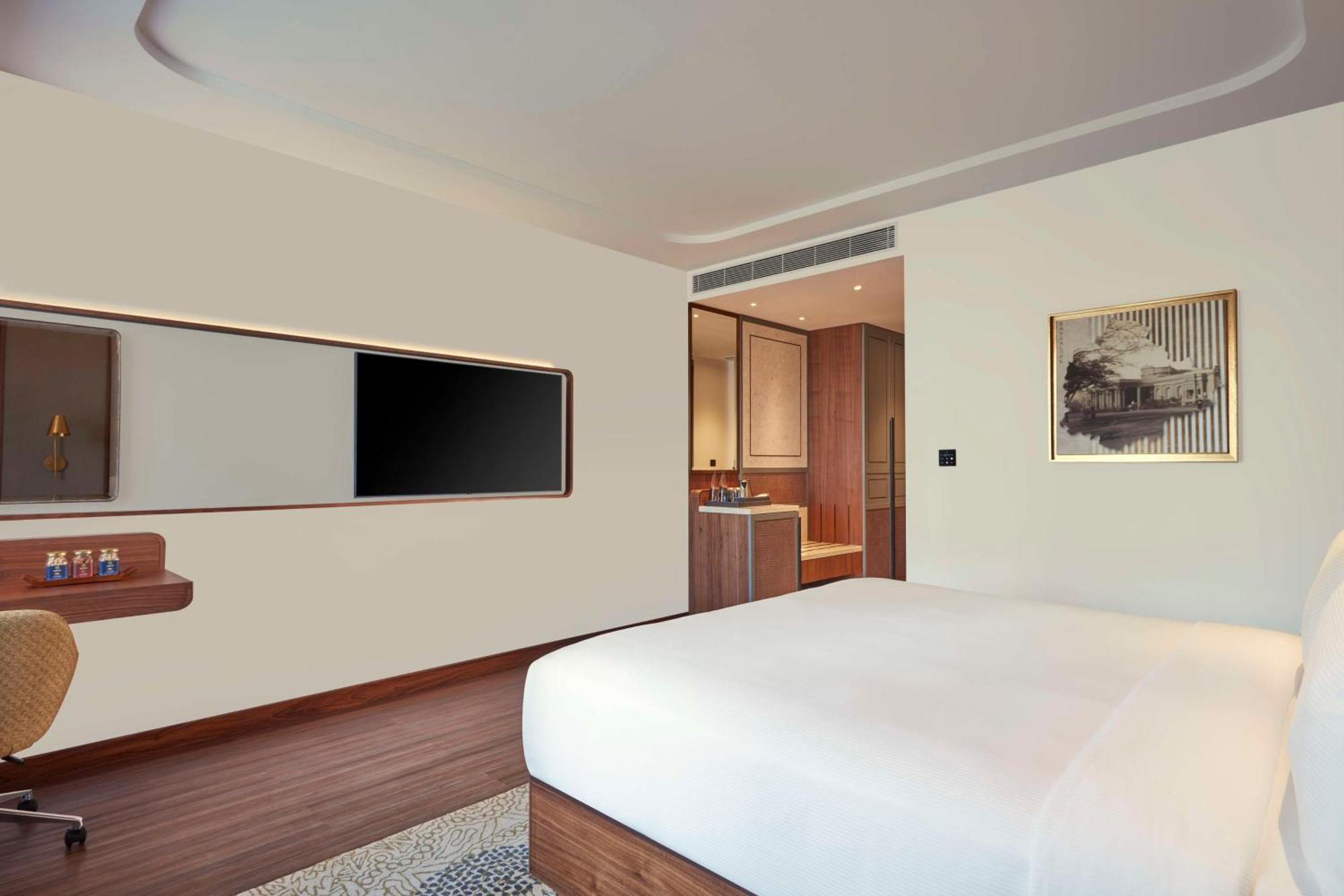 King Room - Mobility Accessible