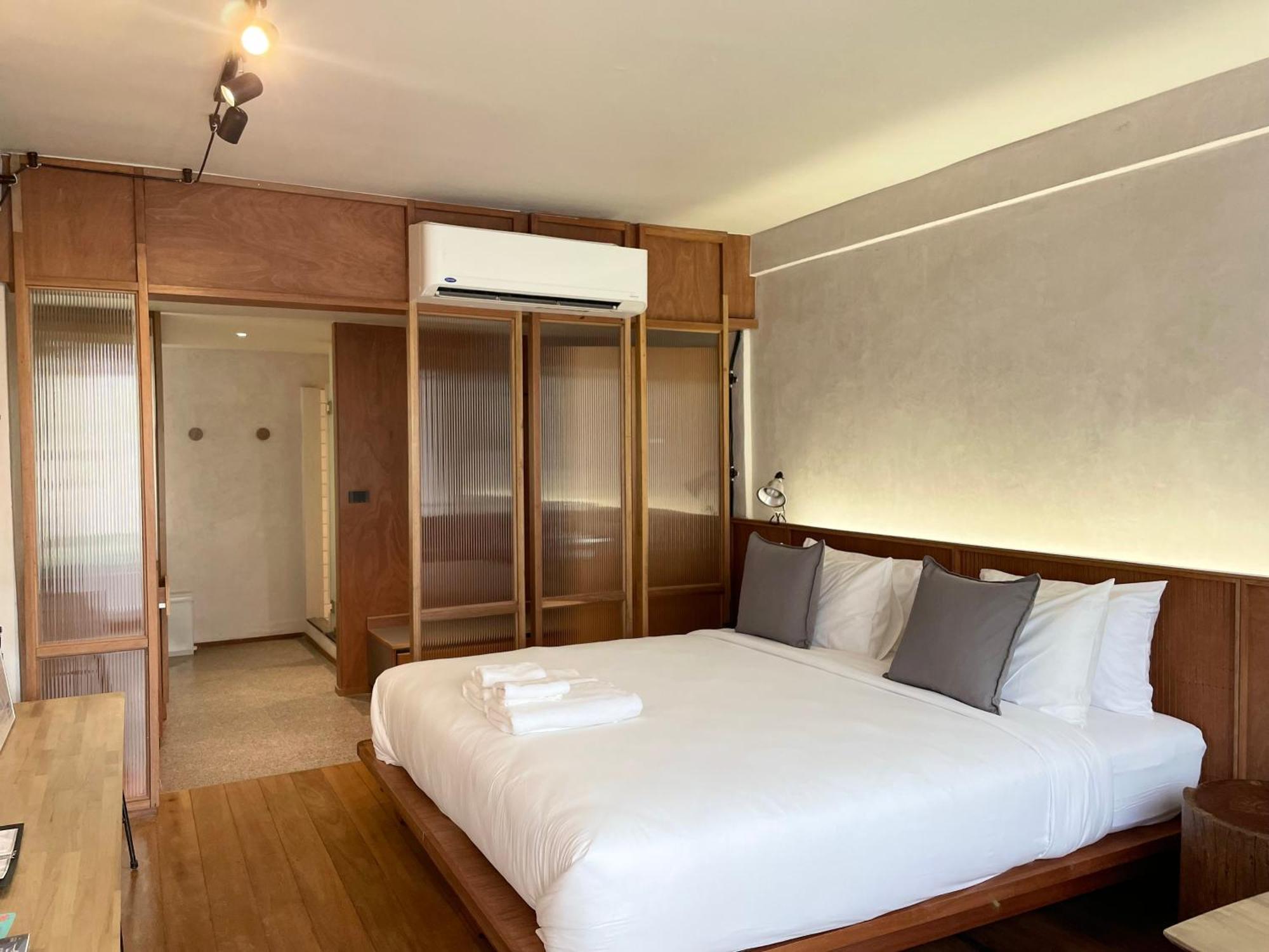 King Unit with Sofa and Balcony