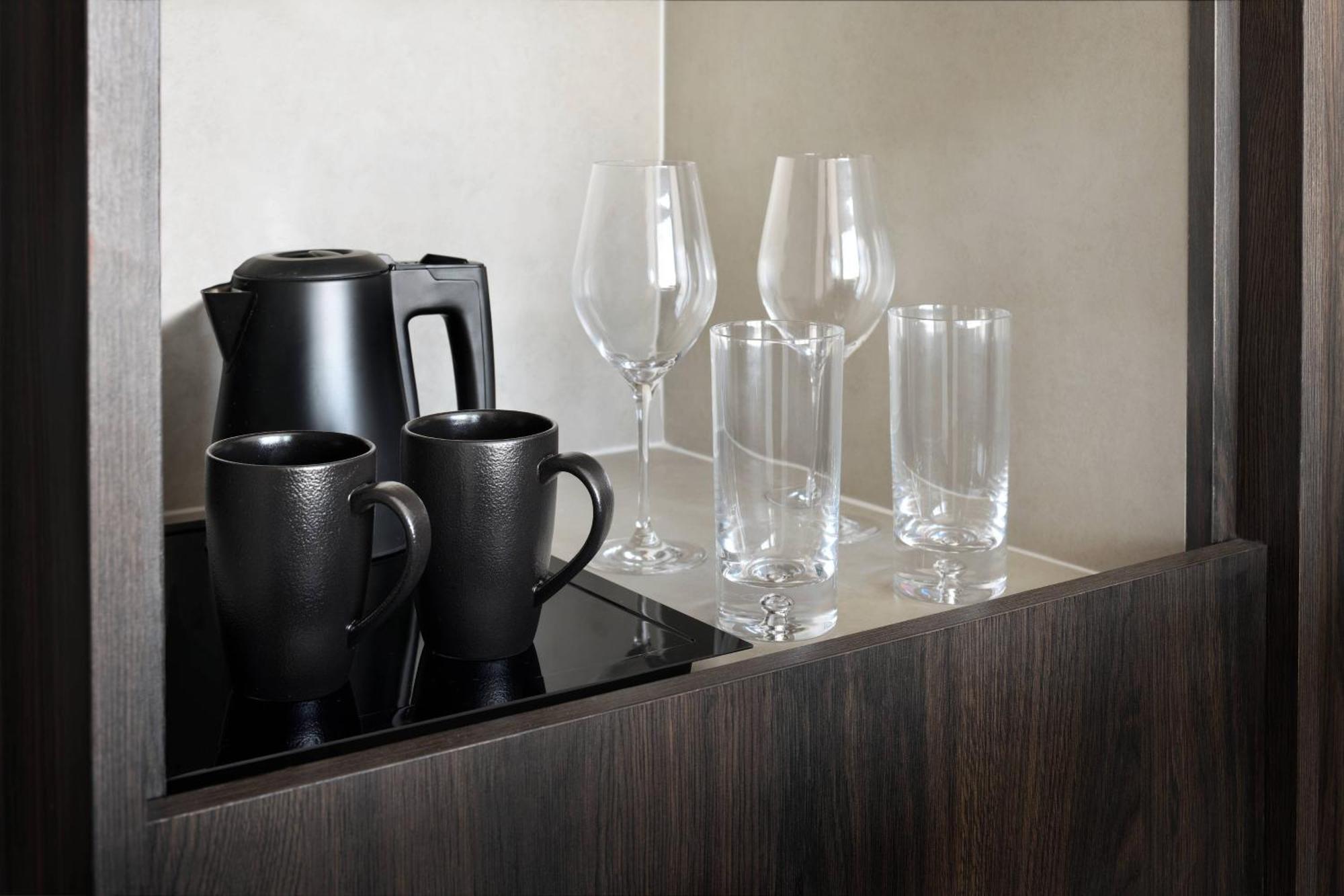 Junior King Suite - 50% off breakfast & 20% off Ladies Spa - indulge more, pay less