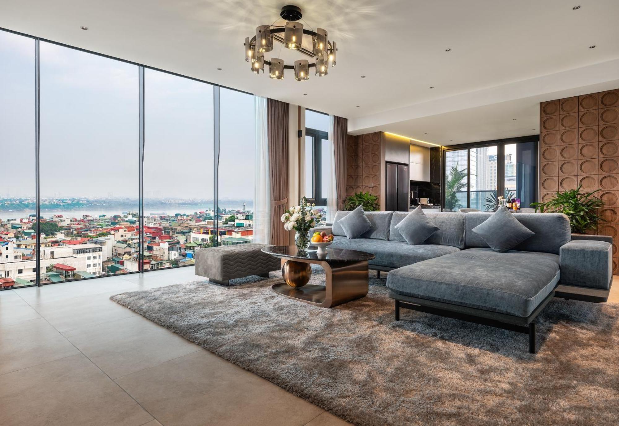 Duplex Penthouse Panorama View