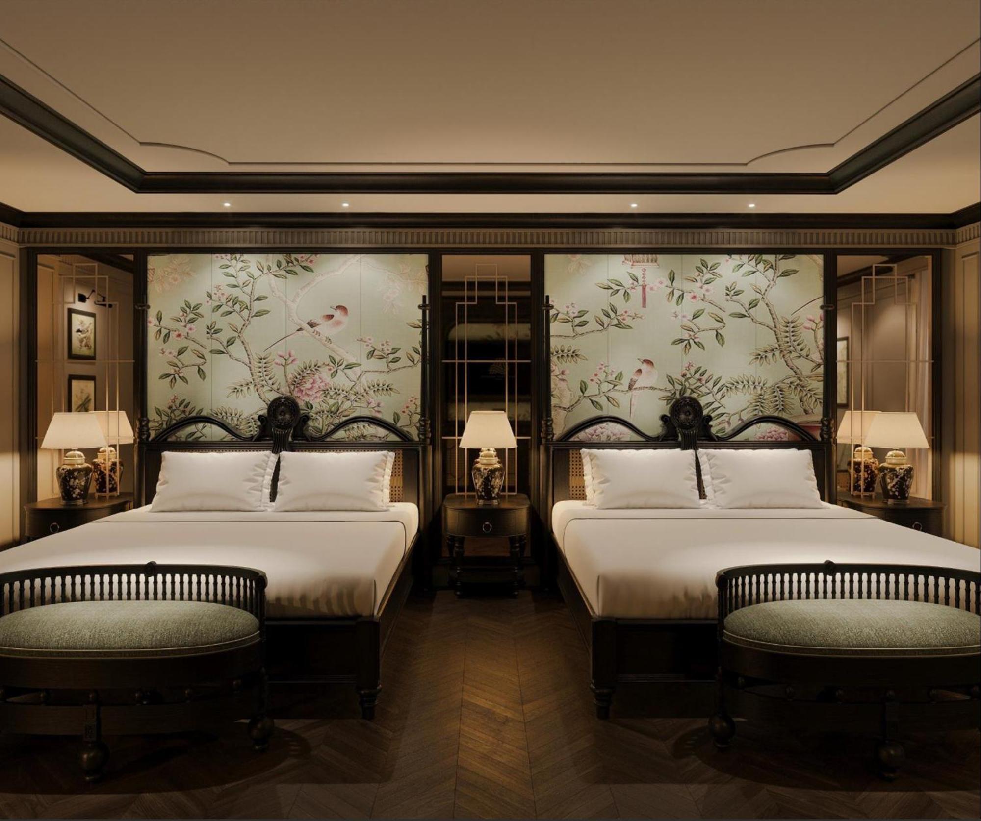 Family Suite Room - Internal Window