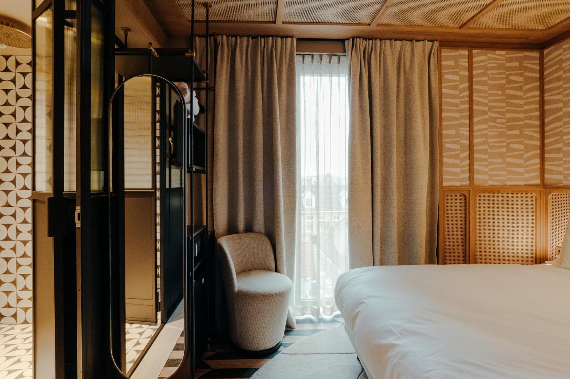 Rattan Room Cityview