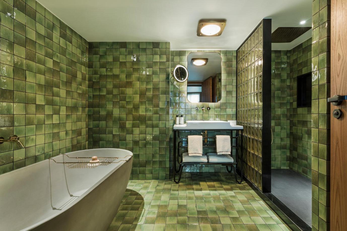 Junior Suite with Balcony  -  Sacrée vue