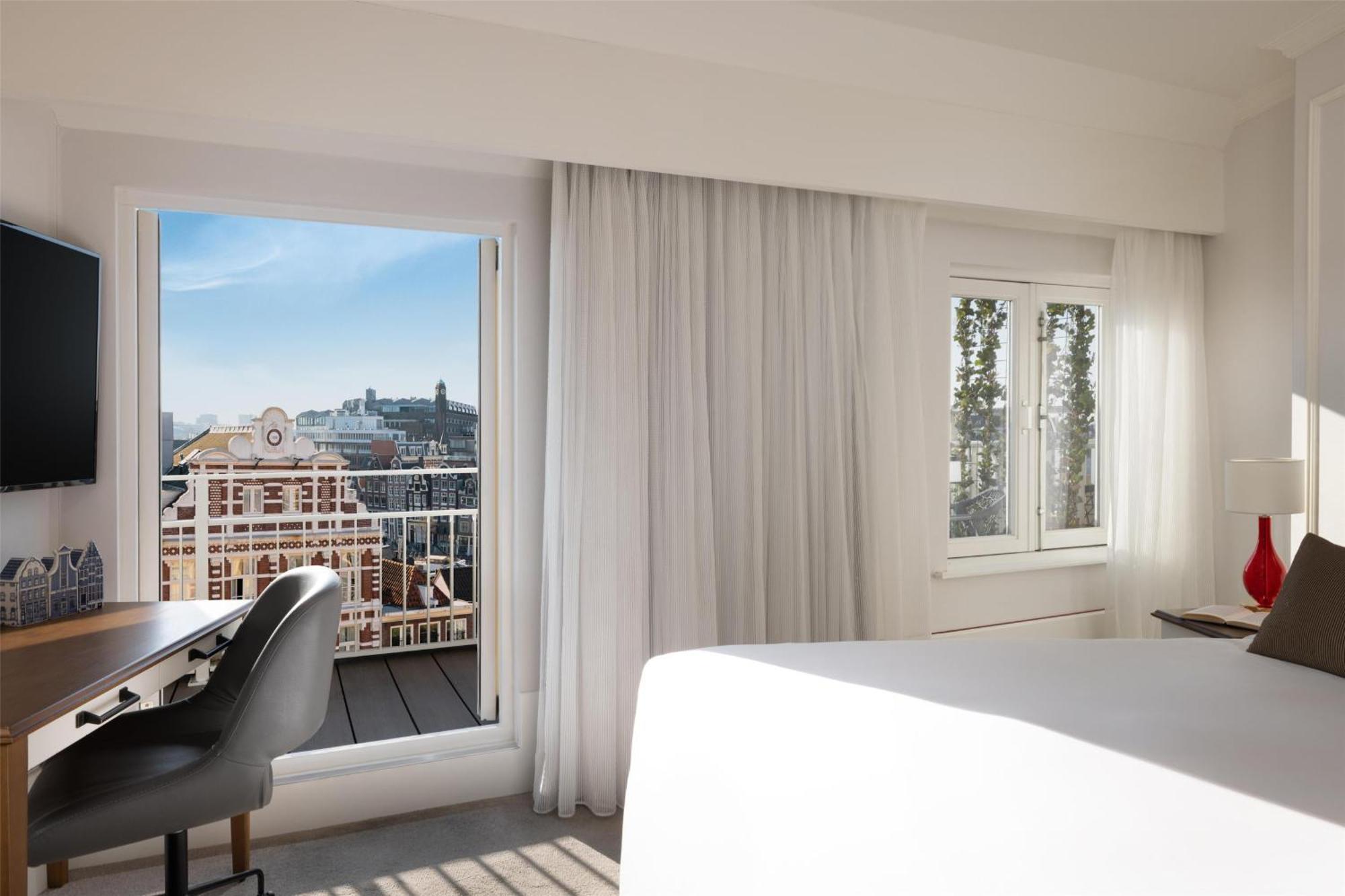 Superior Room Canal View Balcony