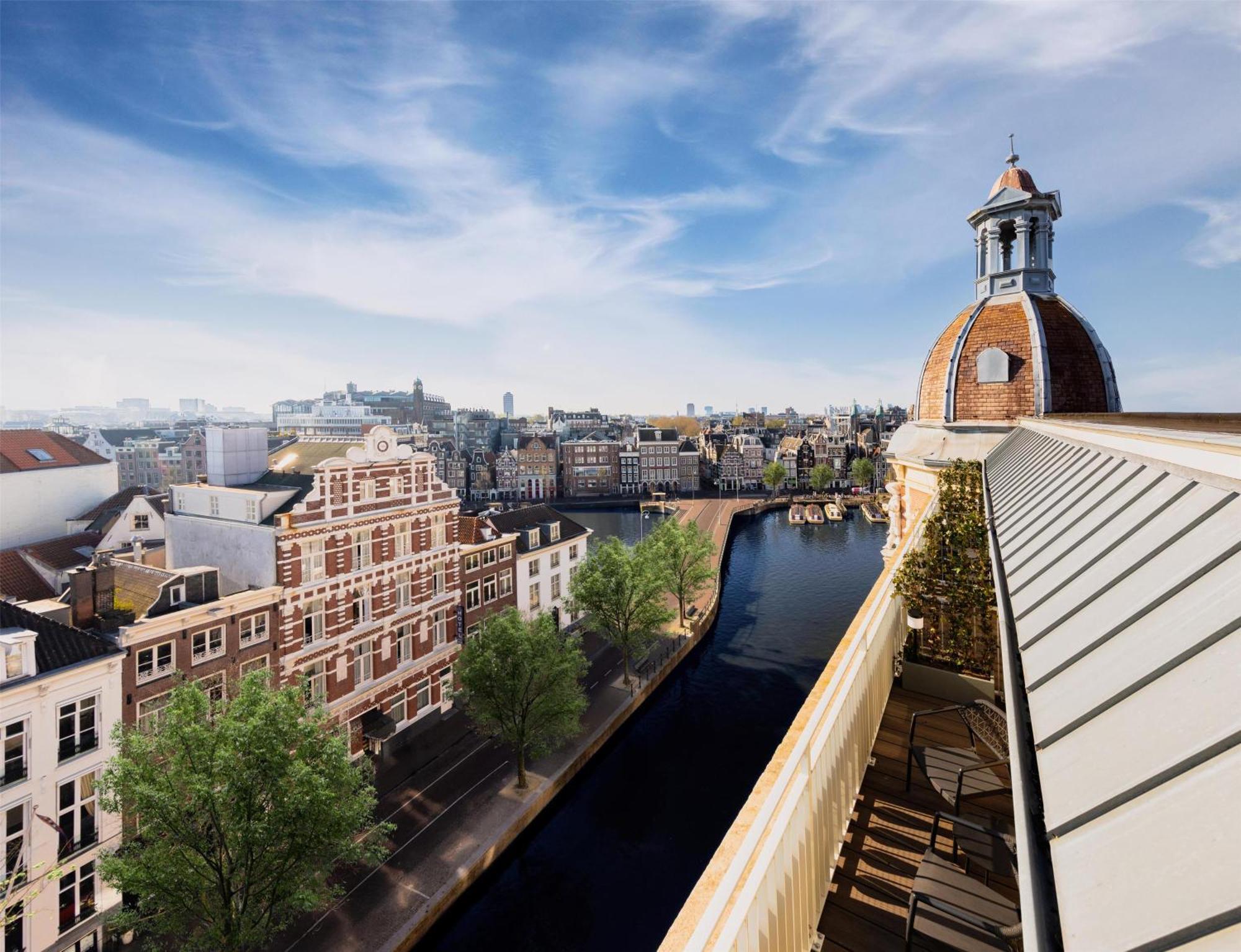 Superior Room Canal View Balcony