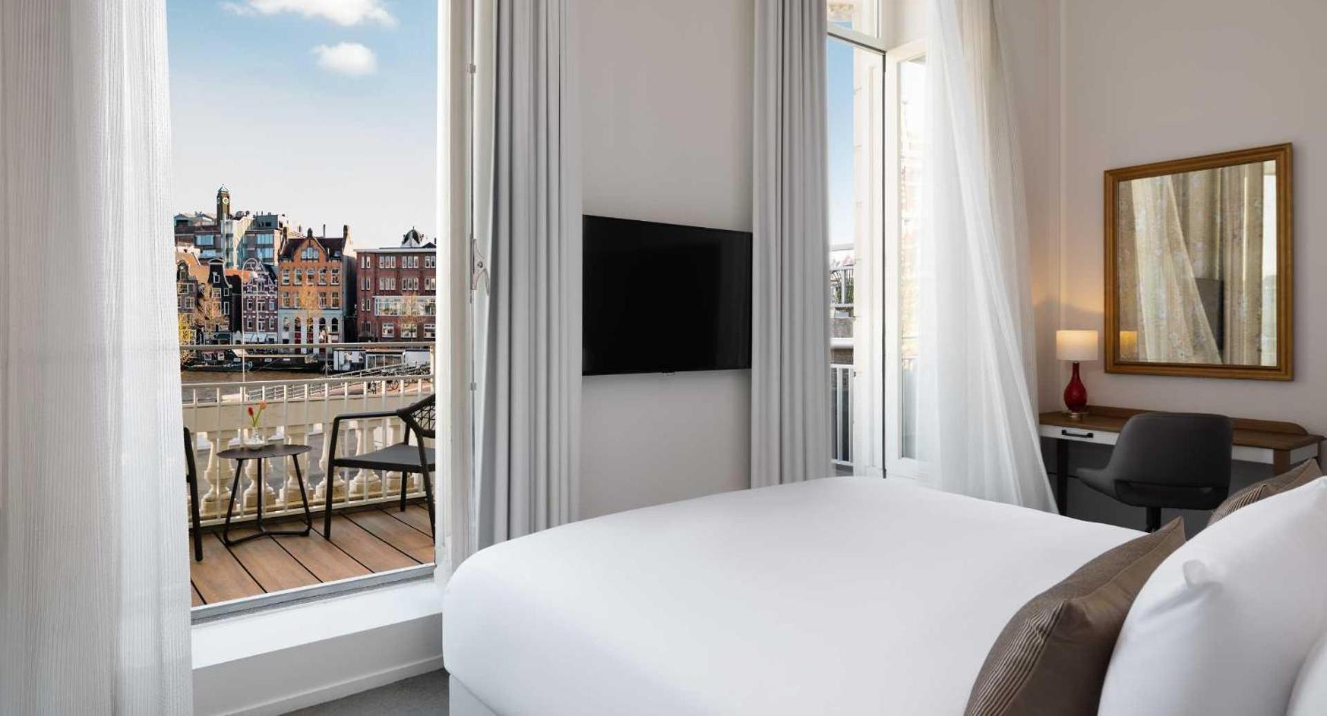 Rembrandt Suite Balcony Canal View
